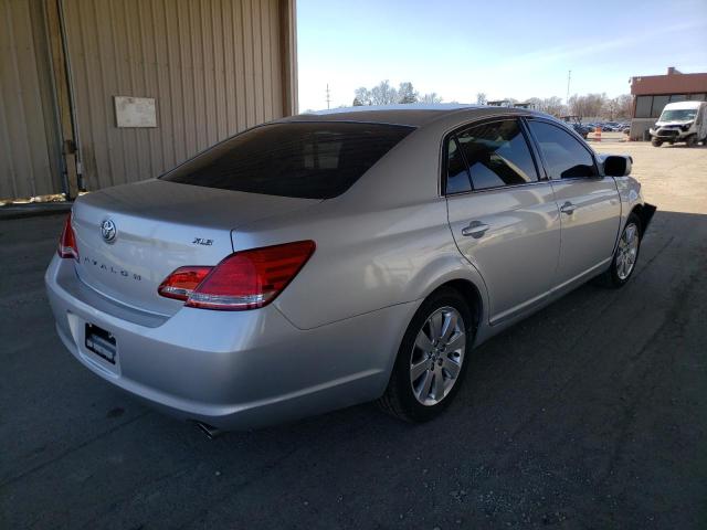 Photo 3 VIN: 4T1BK36B47U211696 - TOYOTA AVALON XL 