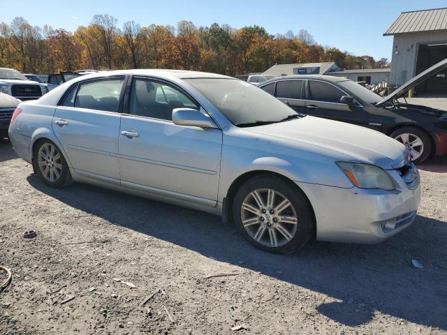 Photo 3 VIN: 4T1BK36B47U240115 - TOYOTA AVALON XL 