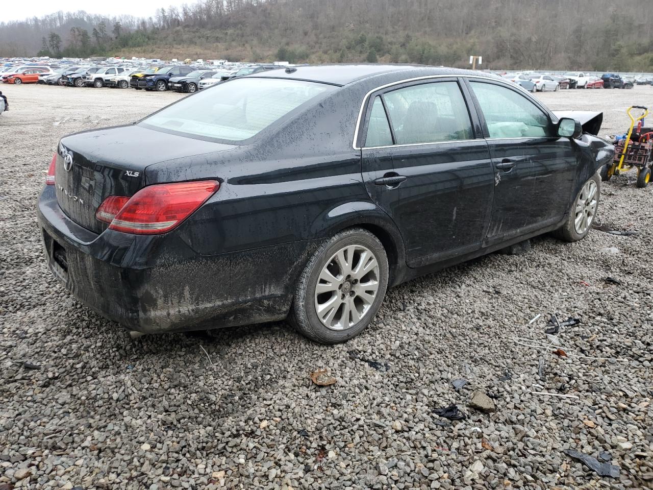 Photo 2 VIN: 4T1BK36B49U344672 - TOYOTA AVALON 