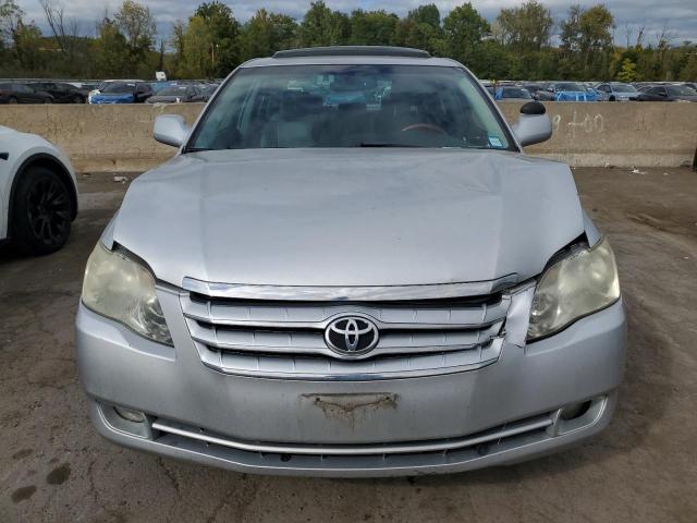 Photo 4 VIN: 4T1BK36B55U034847 - TOYOTA AVALON XL 