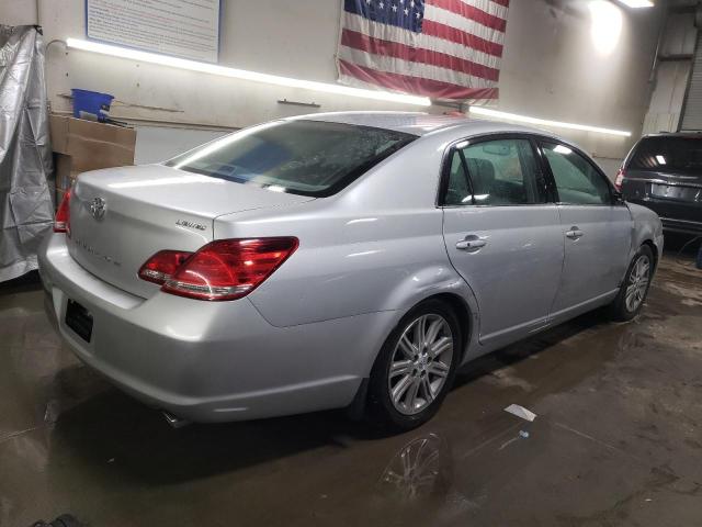 Photo 2 VIN: 4T1BK36B55U038509 - TOYOTA AVALON XL 