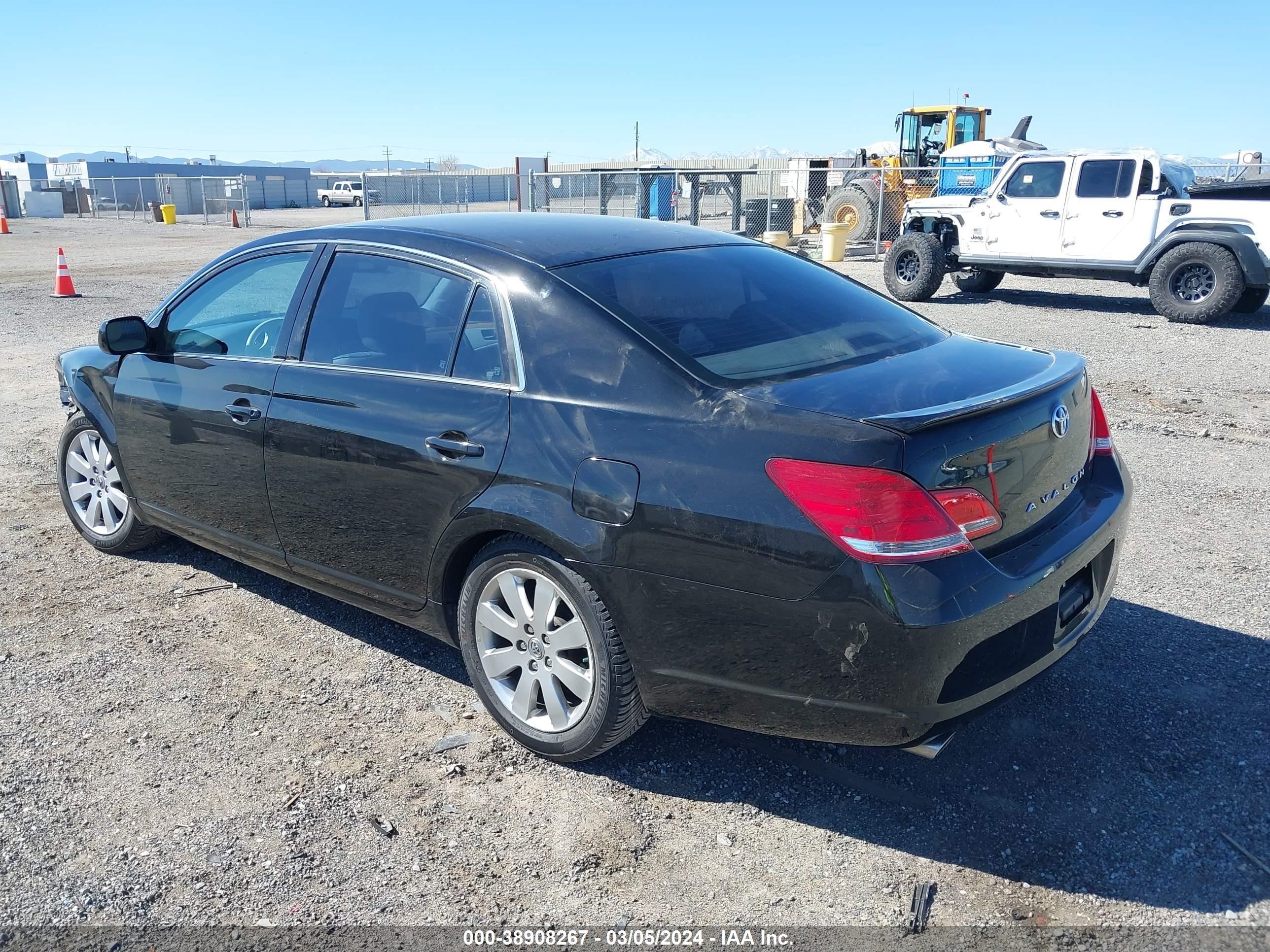 Photo 2 VIN: 4T1BK36B56U063377 - TOYOTA AVALON 