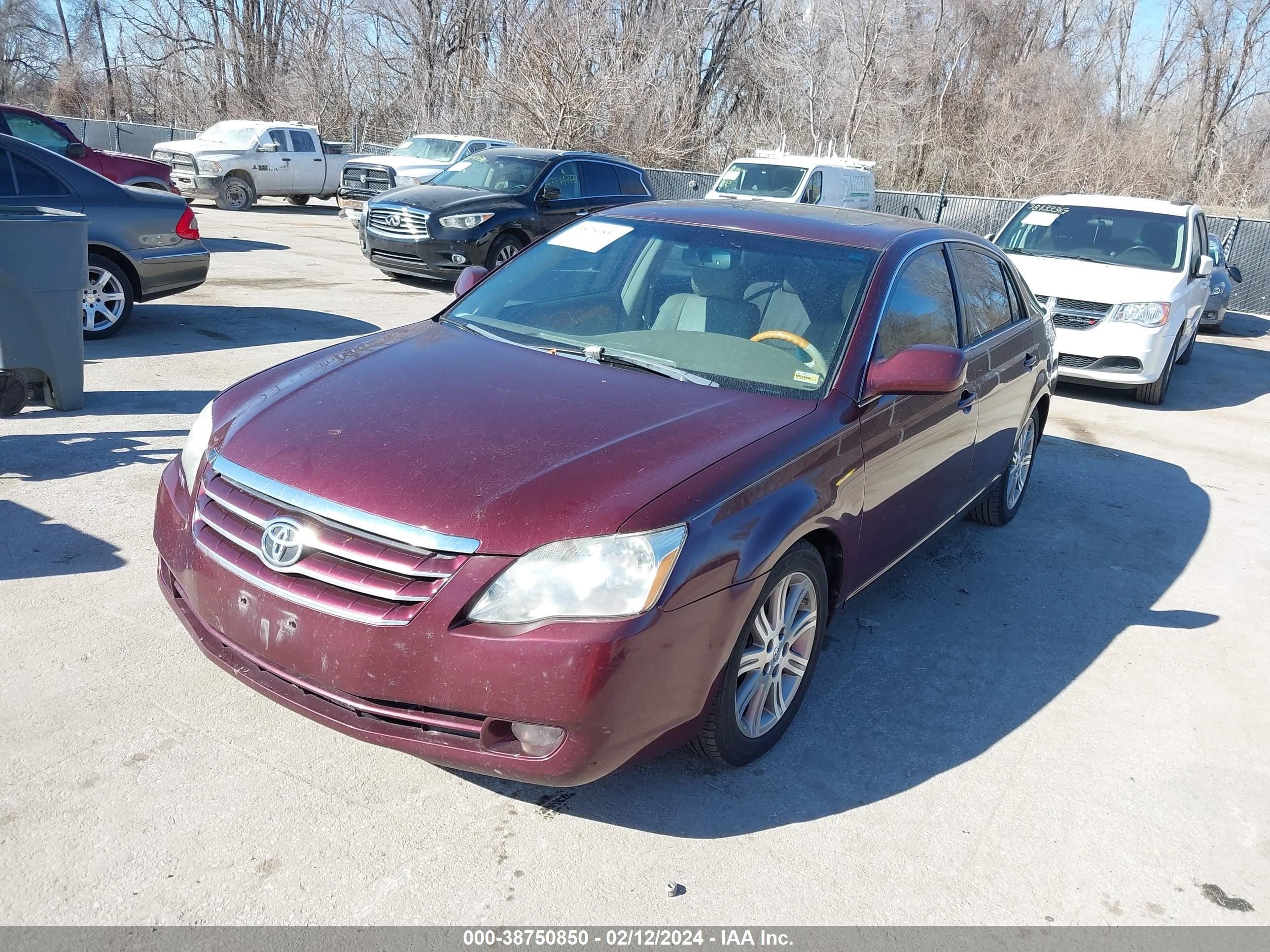 Photo 1 VIN: 4T1BK36B57U225834 - TOYOTA AVALON 