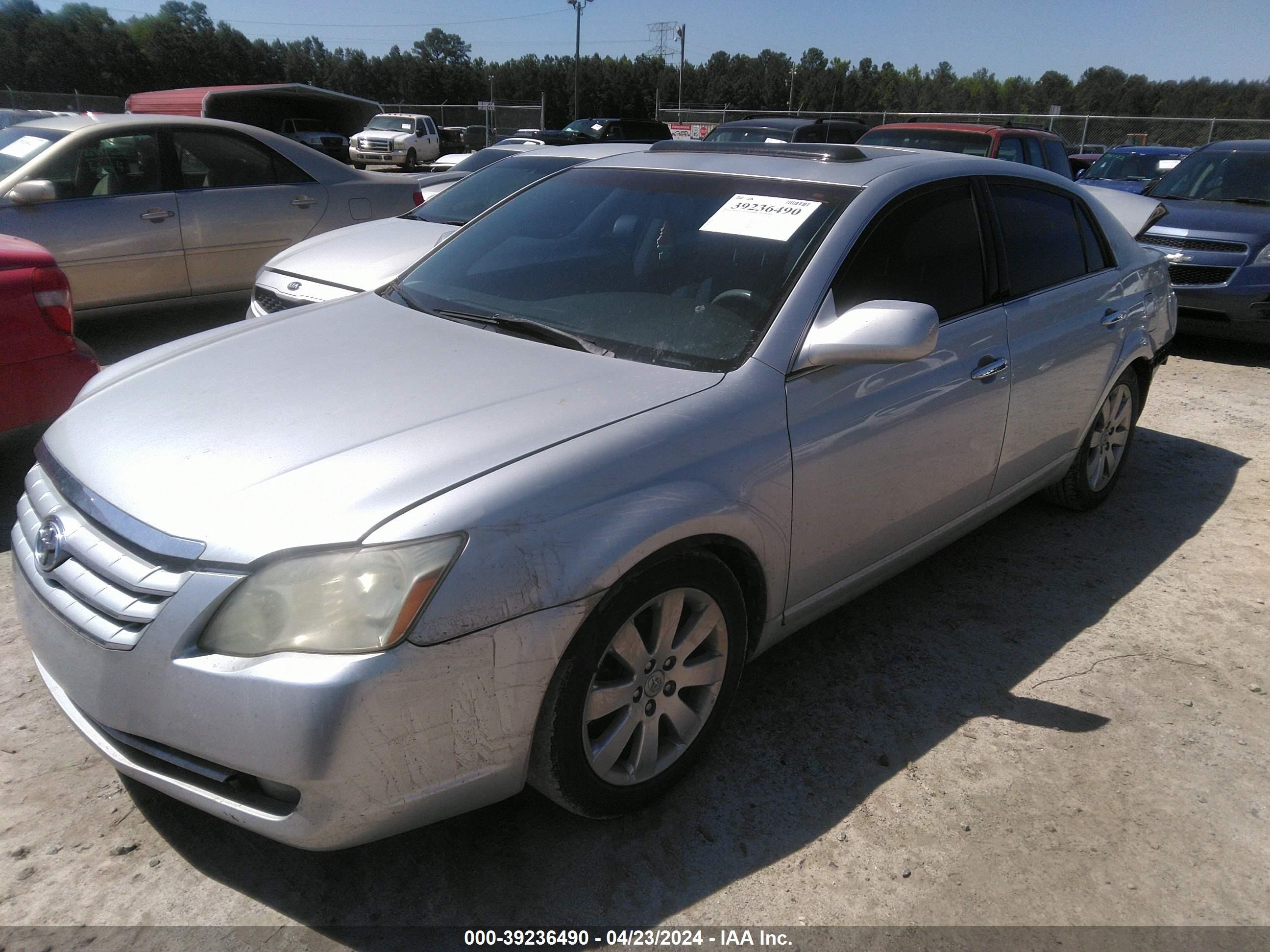 Photo 1 VIN: 4T1BK36B57U238843 - TOYOTA AVALON 