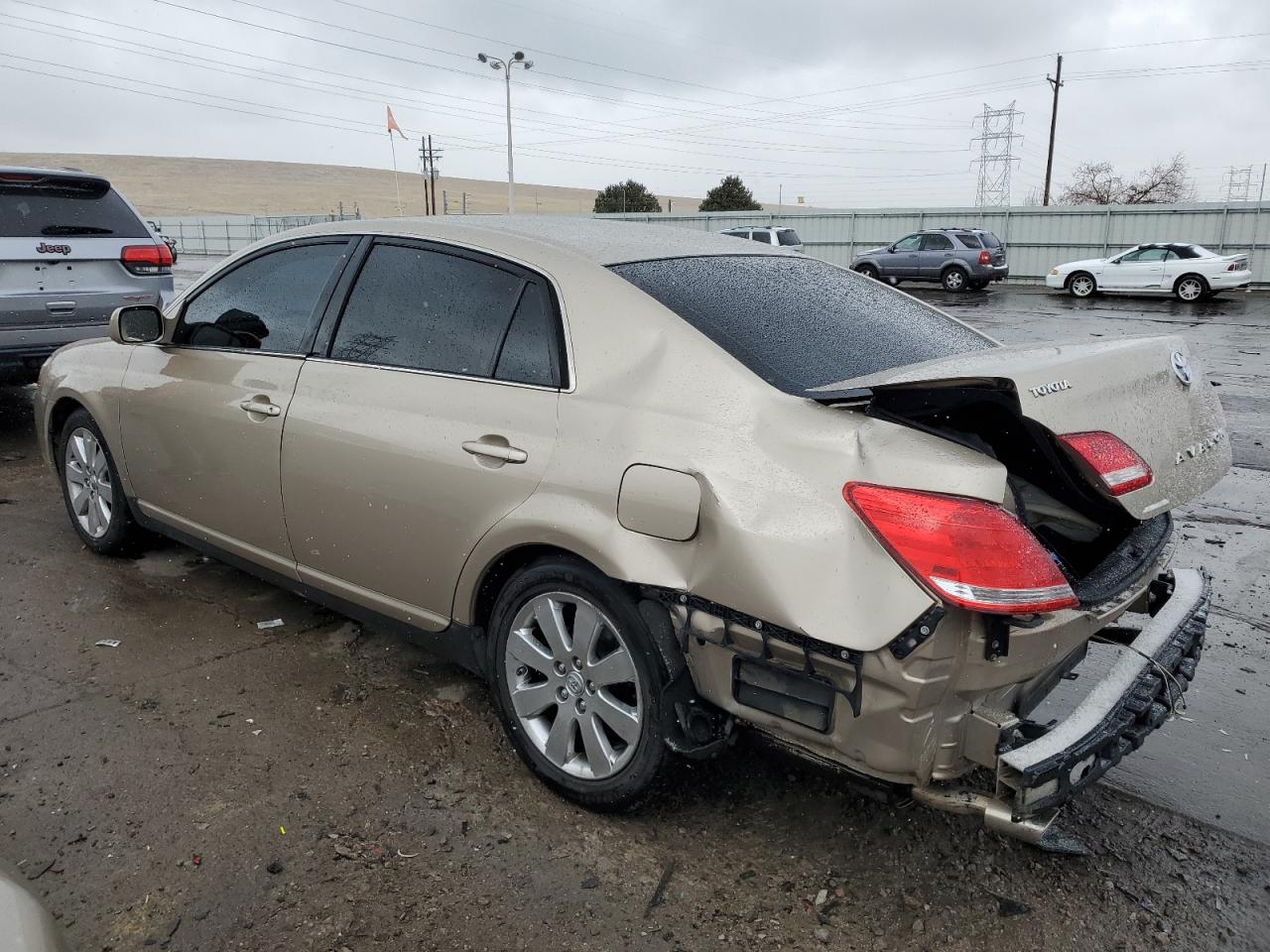 Photo 1 VIN: 4T1BK36B57U246800 - TOYOTA AVALON 