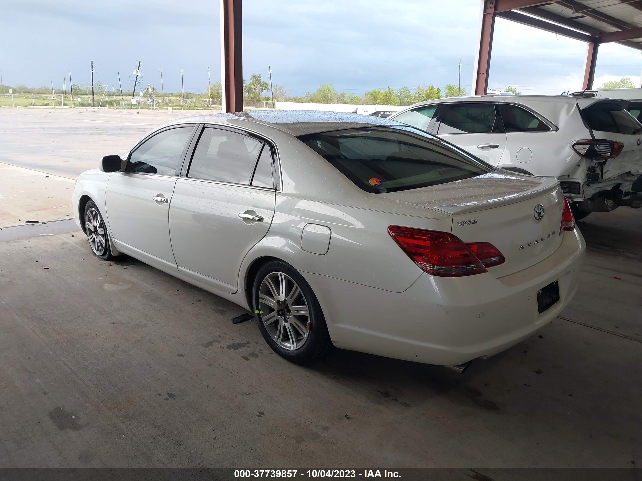 Photo 2 VIN: 4T1BK36B58U314790 - TOYOTA AVALON 