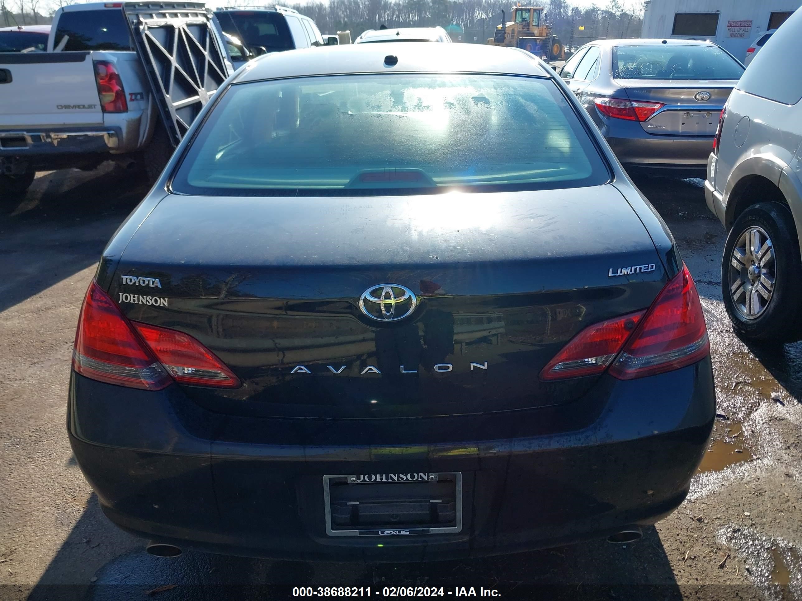 Photo 15 VIN: 4T1BK36B59U336810 - TOYOTA AVALON 