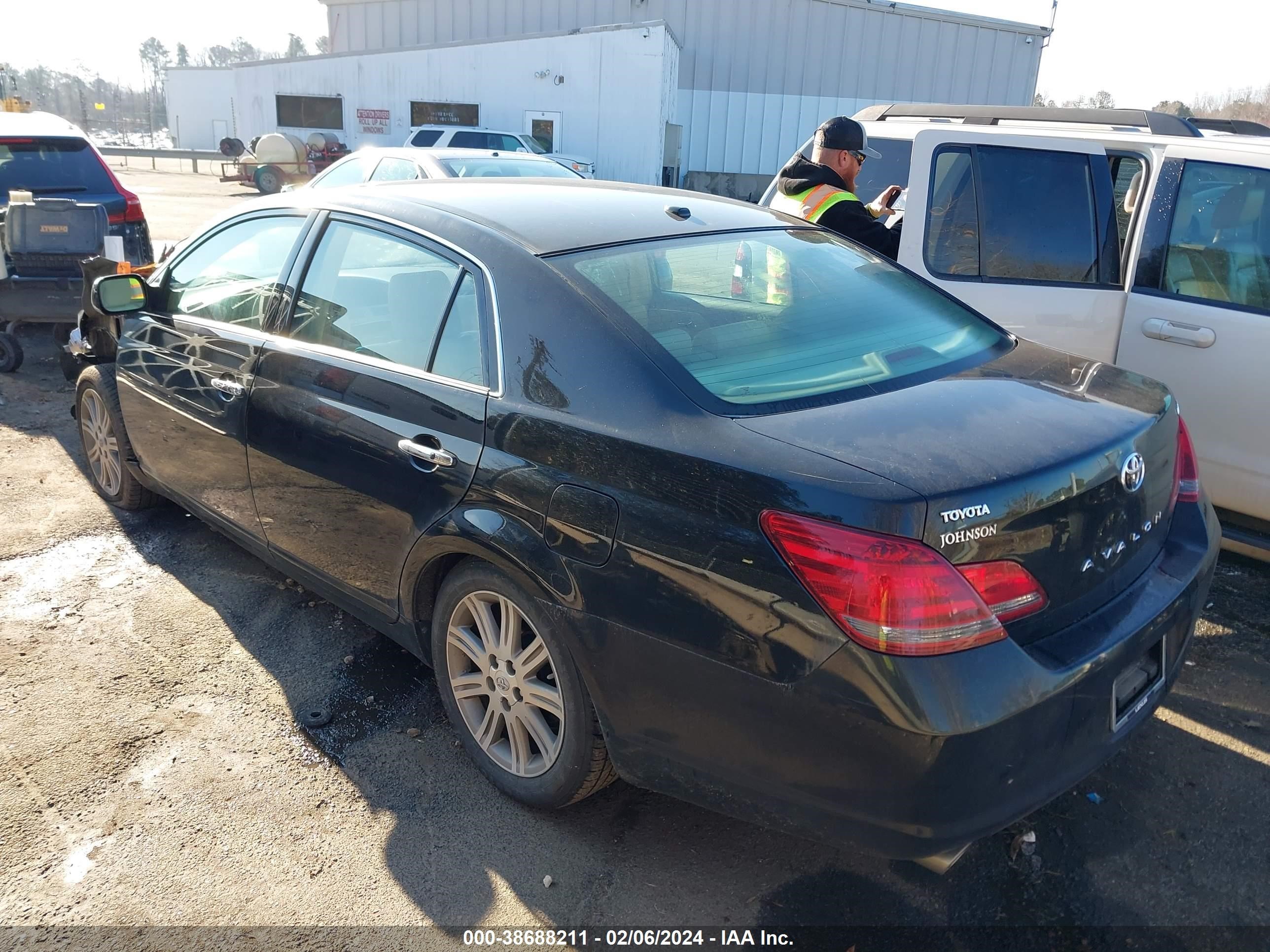 Photo 2 VIN: 4T1BK36B59U336810 - TOYOTA AVALON 