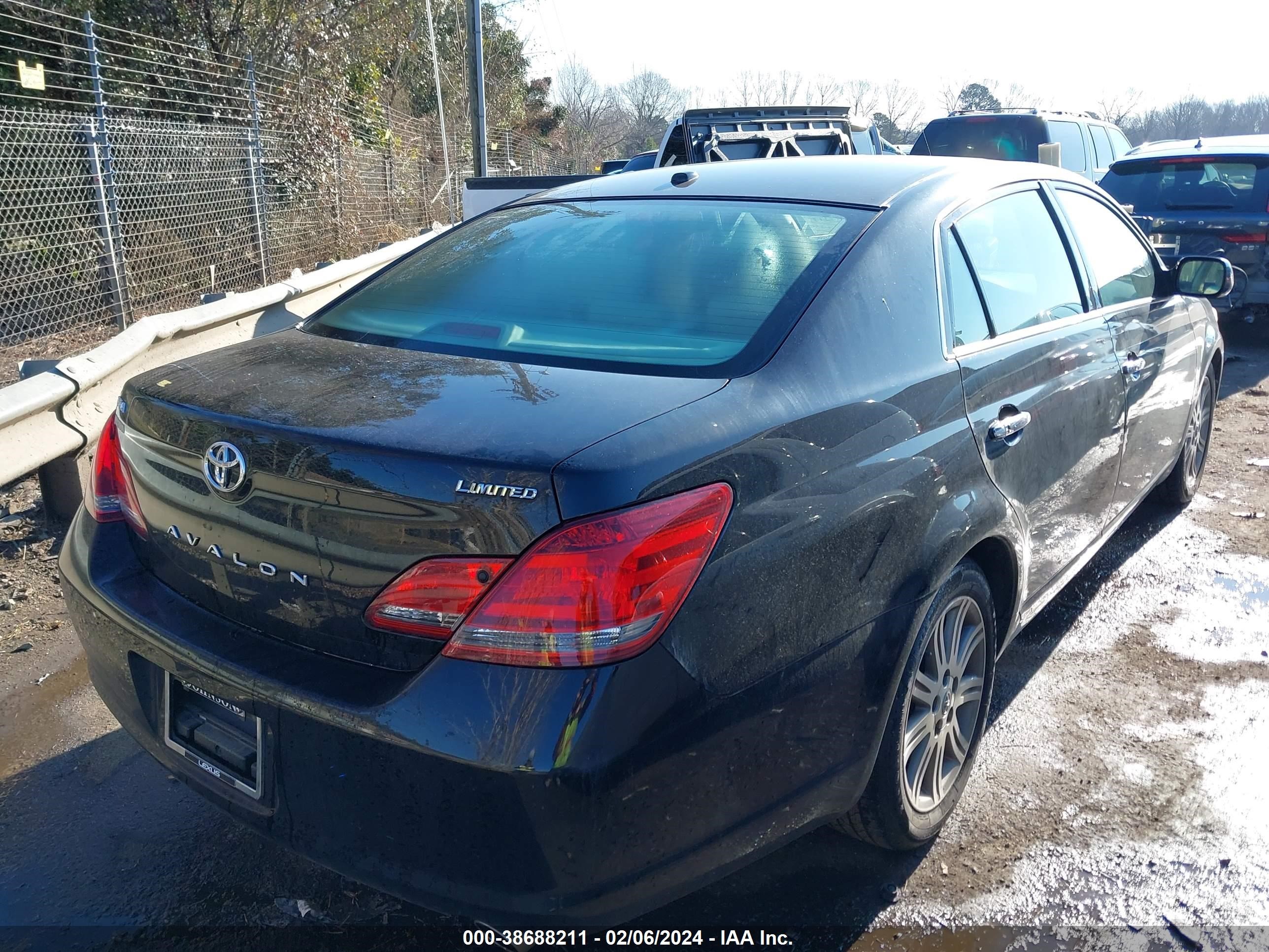 Photo 3 VIN: 4T1BK36B59U336810 - TOYOTA AVALON 