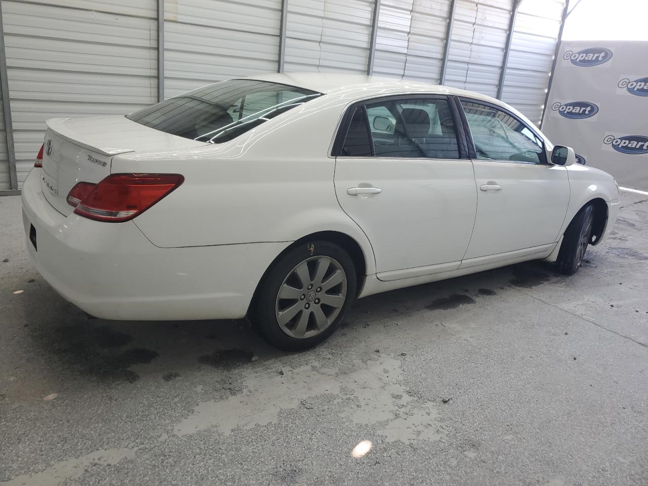 Photo 2 VIN: 4T1BK36B65U004434 - TOYOTA AVALON 