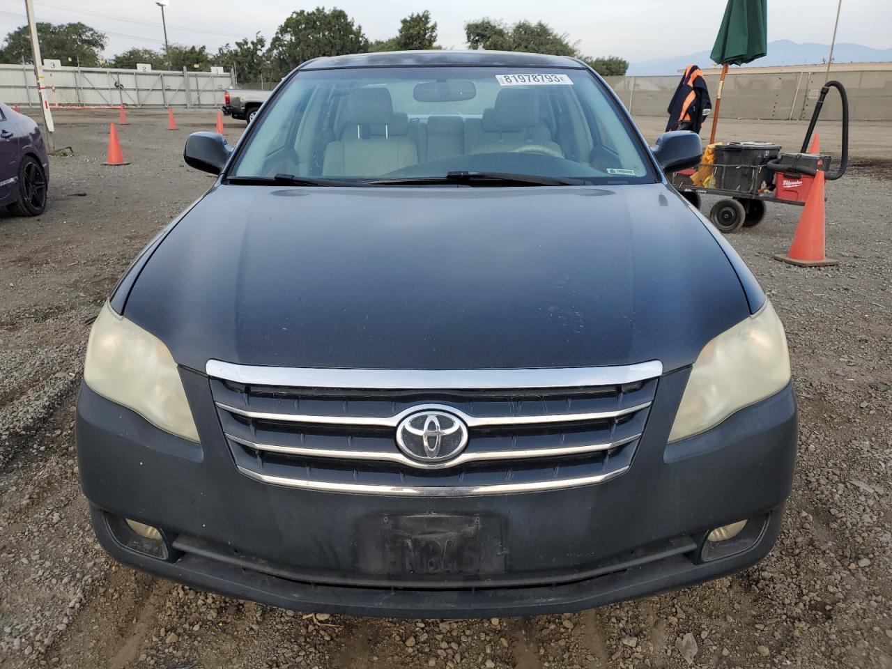 Photo 4 VIN: 4T1BK36B65U007334 - TOYOTA AVALON 