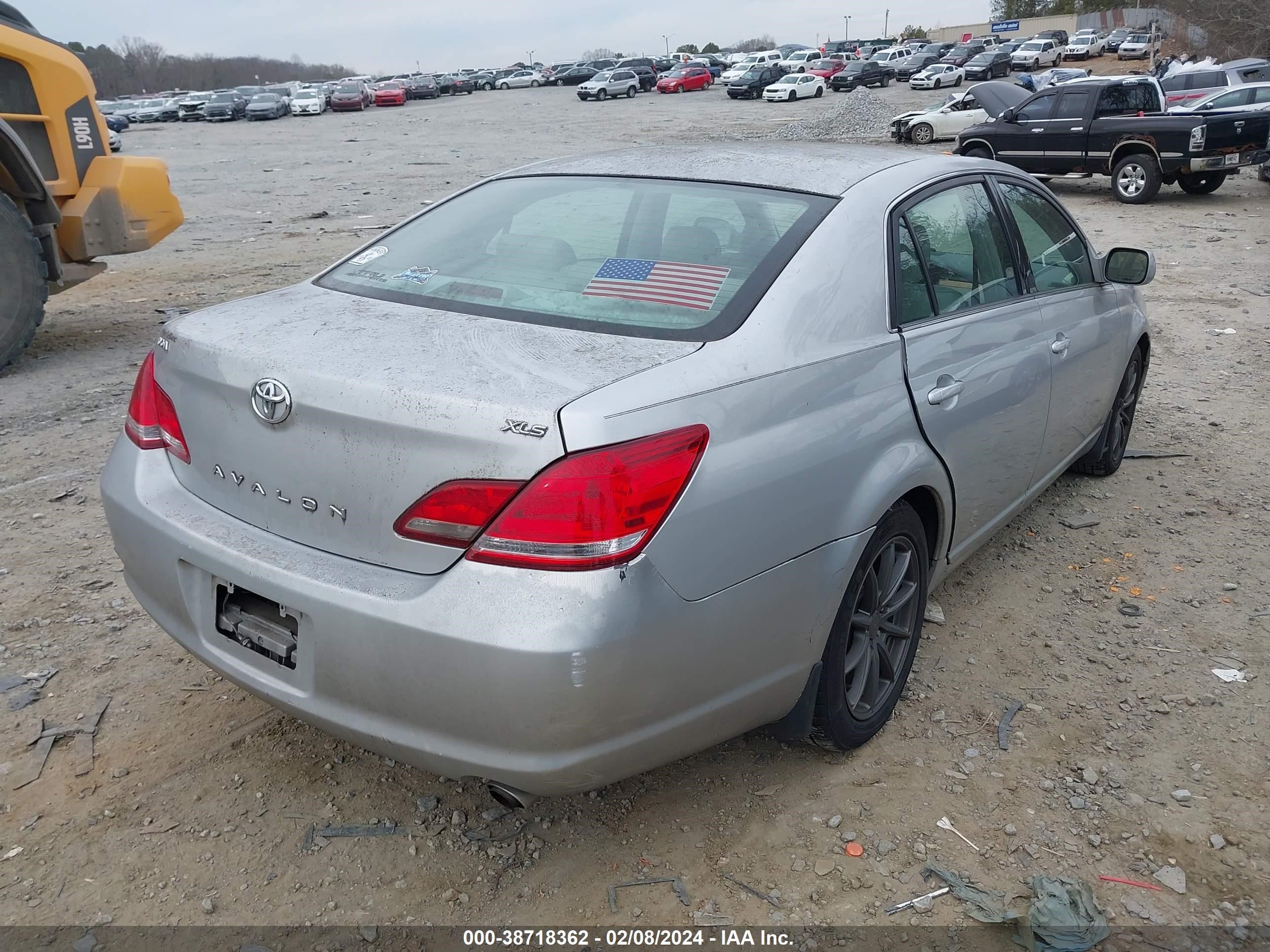 Photo 3 VIN: 4T1BK36B65U022111 - TOYOTA AVALON 