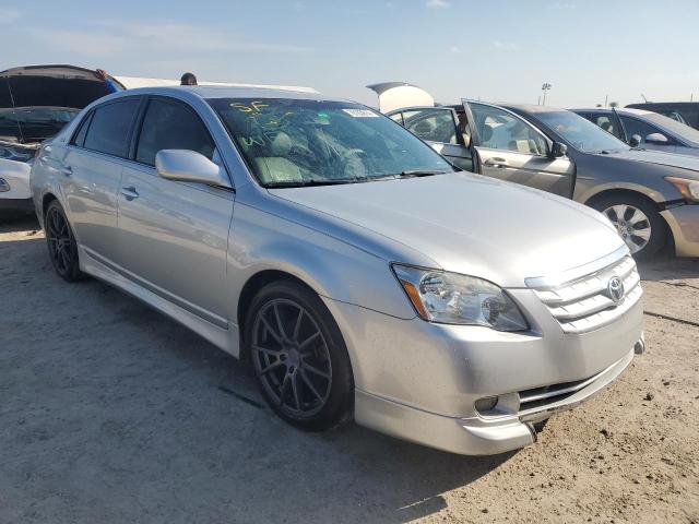 Photo 3 VIN: 4T1BK36B66U093231 - TOYOTA AVALON XL 