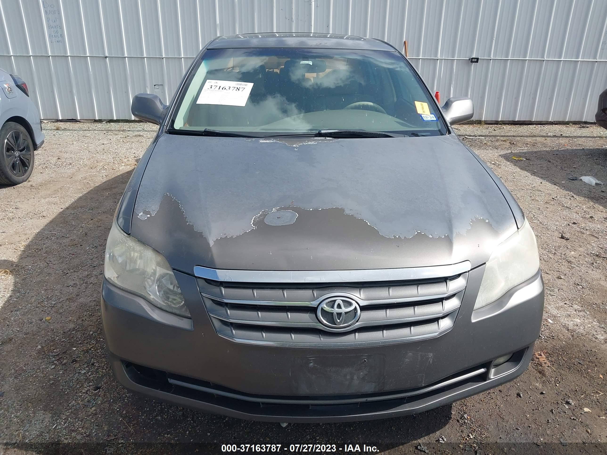 Photo 11 VIN: 4T1BK36B66U114370 - TOYOTA AVALON 