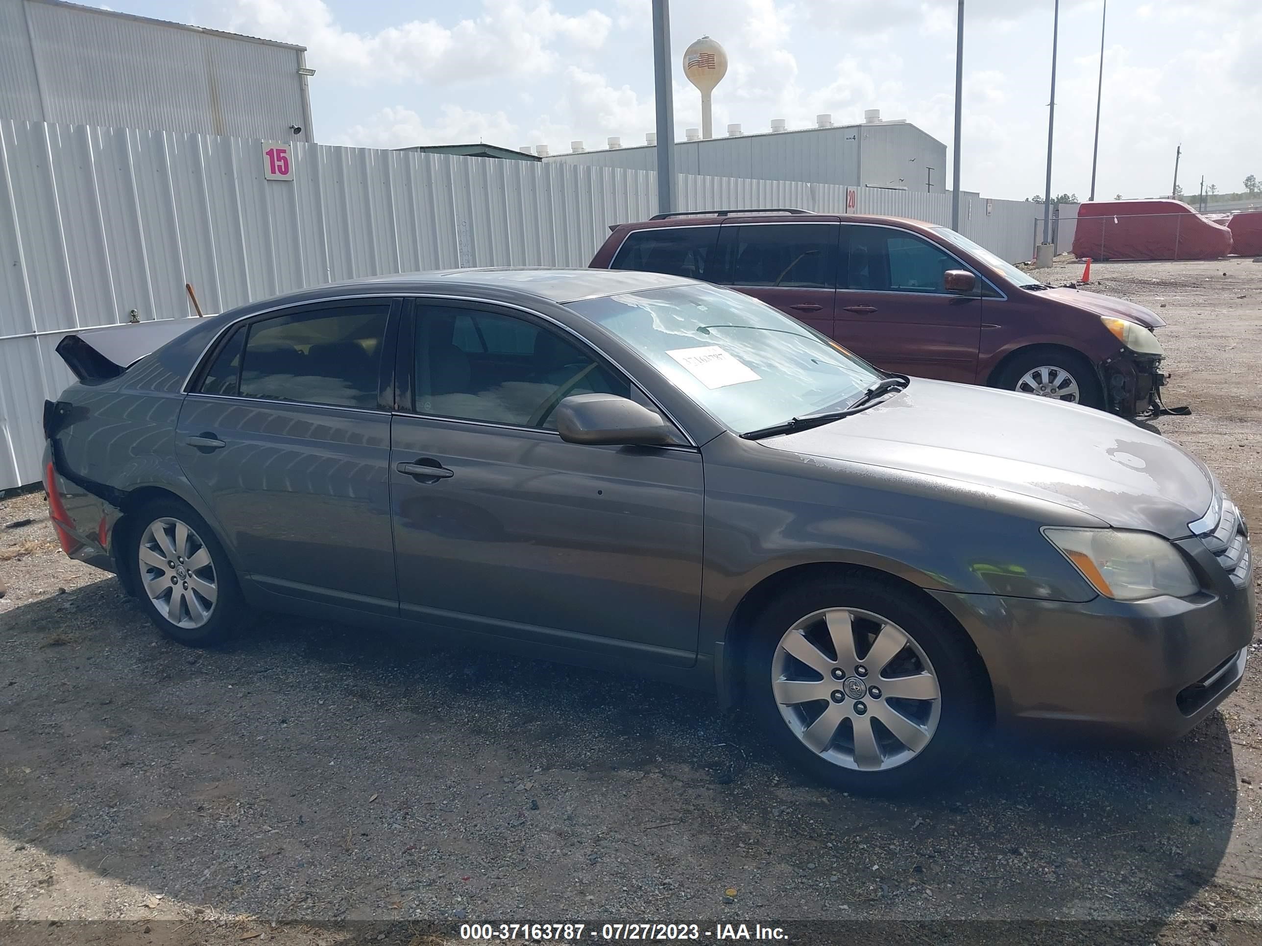 Photo 12 VIN: 4T1BK36B66U114370 - TOYOTA AVALON 