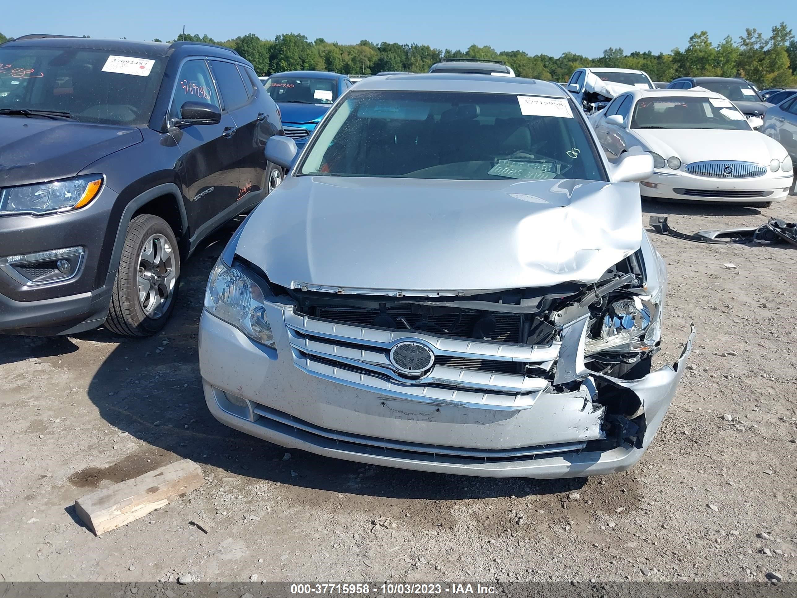 Photo 11 VIN: 4T1BK36B66U114871 - TOYOTA AVALON 