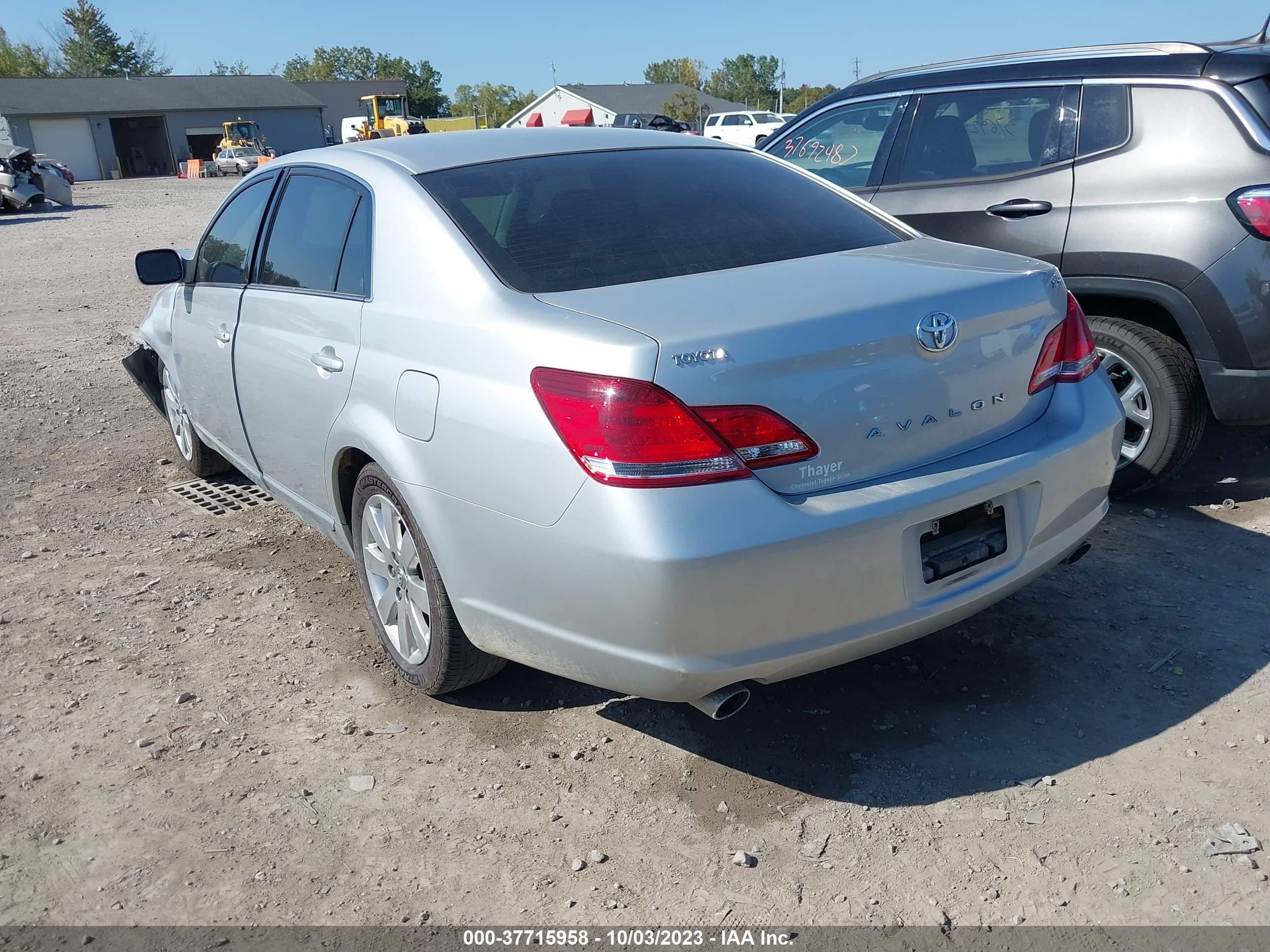 Photo 2 VIN: 4T1BK36B66U114871 - TOYOTA AVALON 