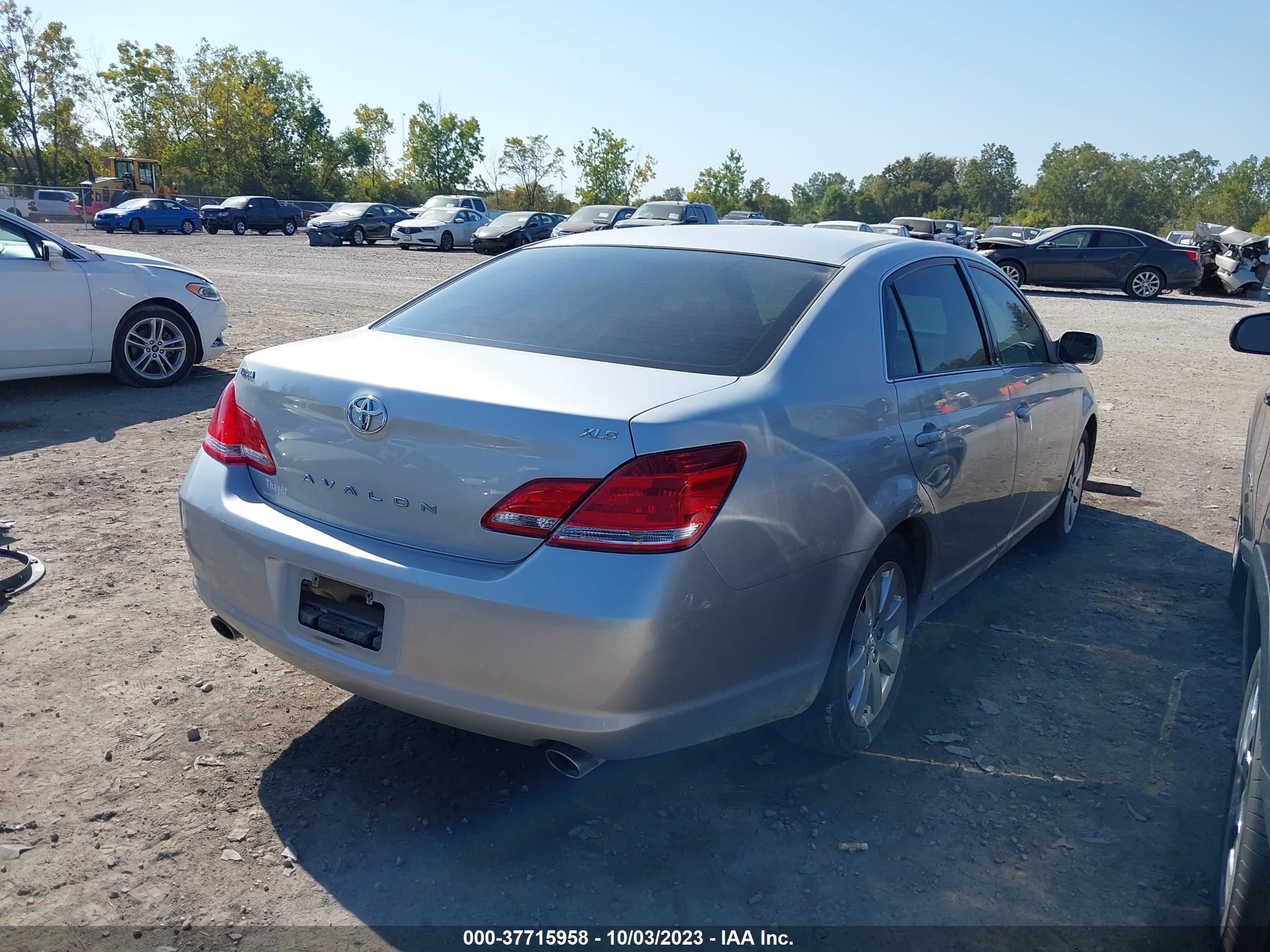 Photo 3 VIN: 4T1BK36B66U114871 - TOYOTA AVALON 