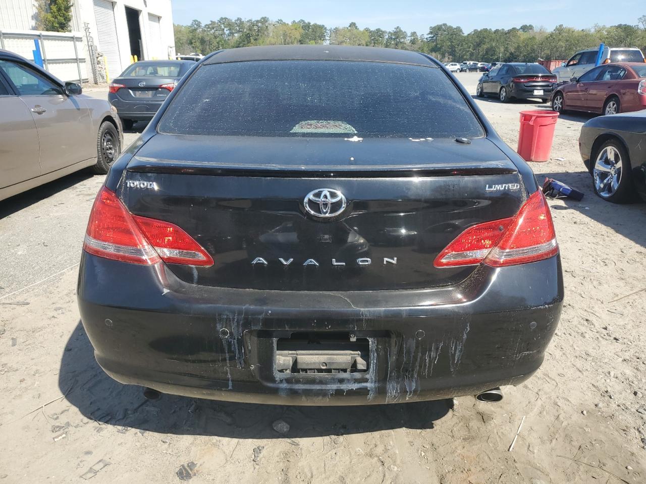 Photo 5 VIN: 4T1BK36B66U165867 - TOYOTA AVALON 