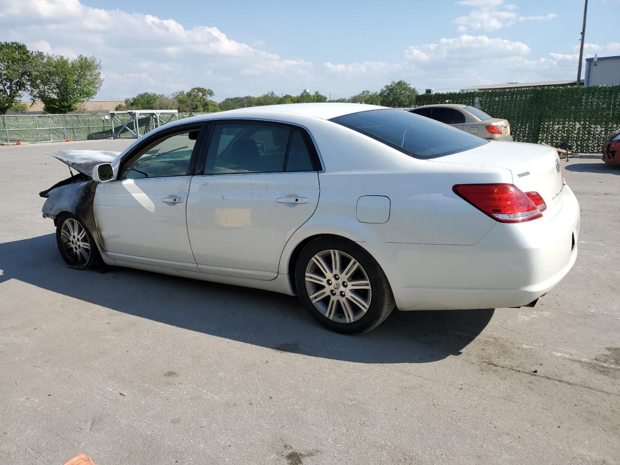 Photo 1 VIN: 4T1BK36B67U221064 - TOYOTA AVALON 