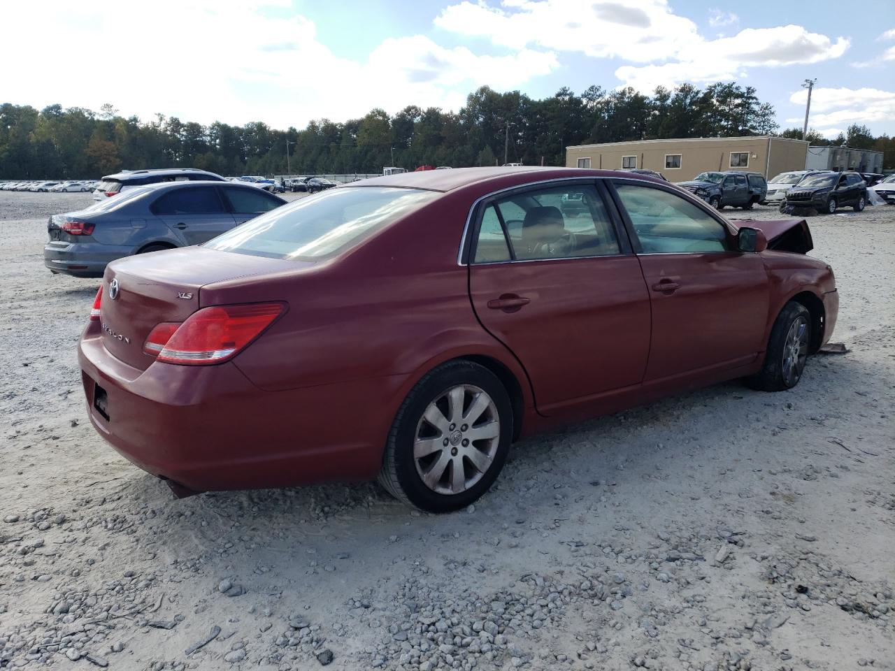 Photo 2 VIN: 4T1BK36B67U231965 - TOYOTA AVALON 