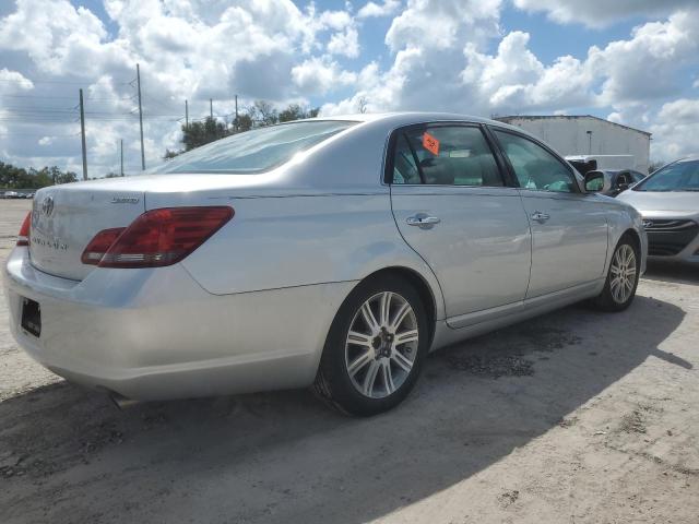 Photo 2 VIN: 4T1BK36B68U266846 - TOYOTA AVALON XL 