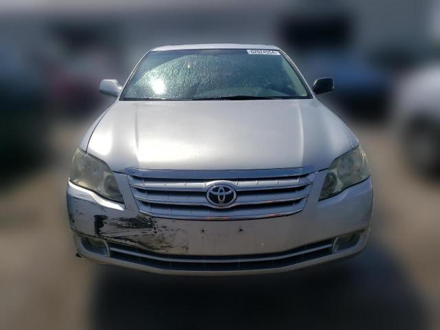 Photo 4 VIN: 4T1BK36B75U028709 - TOYOTA AVALON 