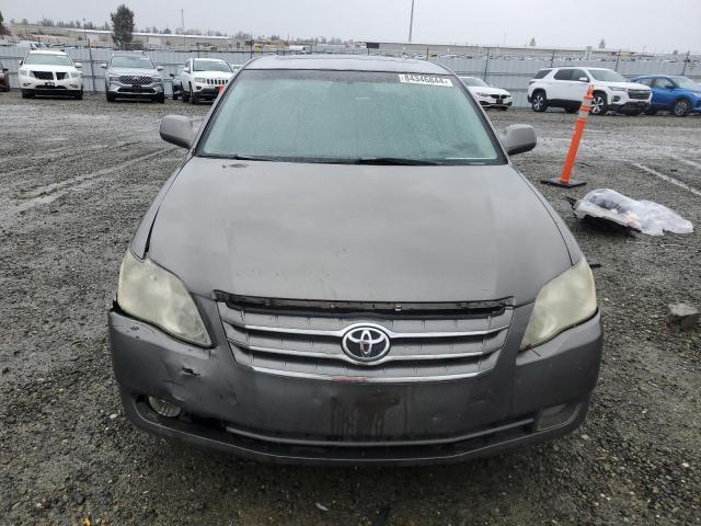 Photo 4 VIN: 4T1BK36B75U037698 - TOYOTA AVALON XL 