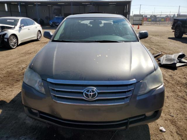 Photo 4 VIN: 4T1BK36B75U054923 - TOYOTA AVALON XL 