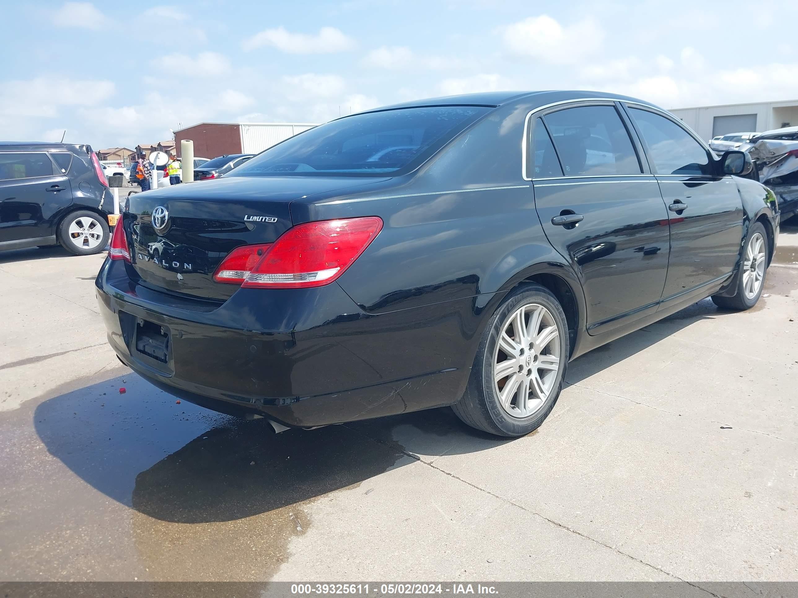 Photo 3 VIN: 4T1BK36B76U129881 - TOYOTA AVALON 