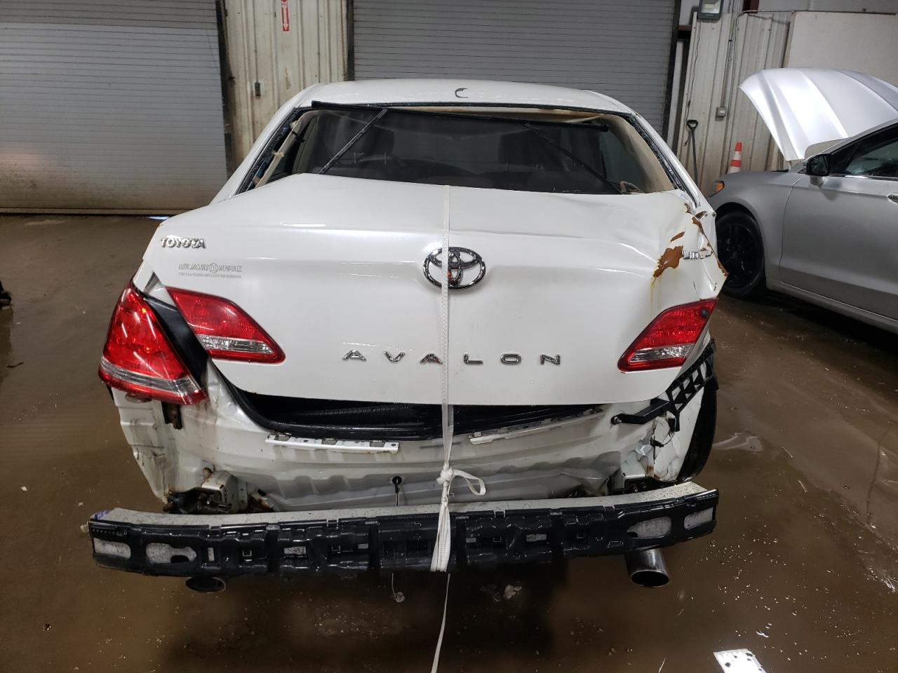 Photo 5 VIN: 4T1BK36B77U230162 - TOYOTA AVALON 