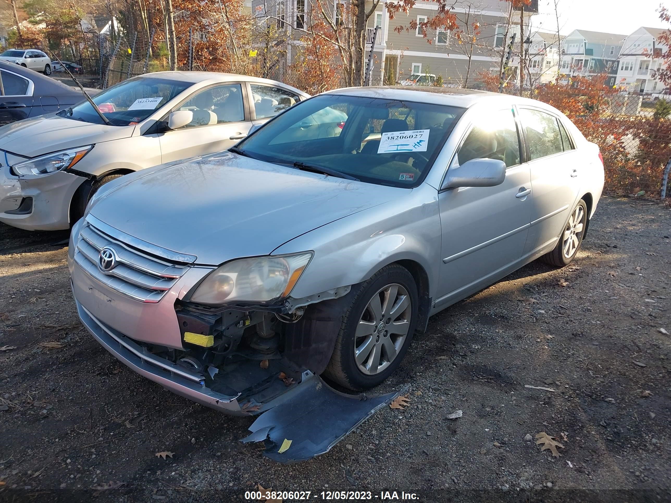 Photo 1 VIN: 4T1BK36B77U236303 - TOYOTA AVALON XL 