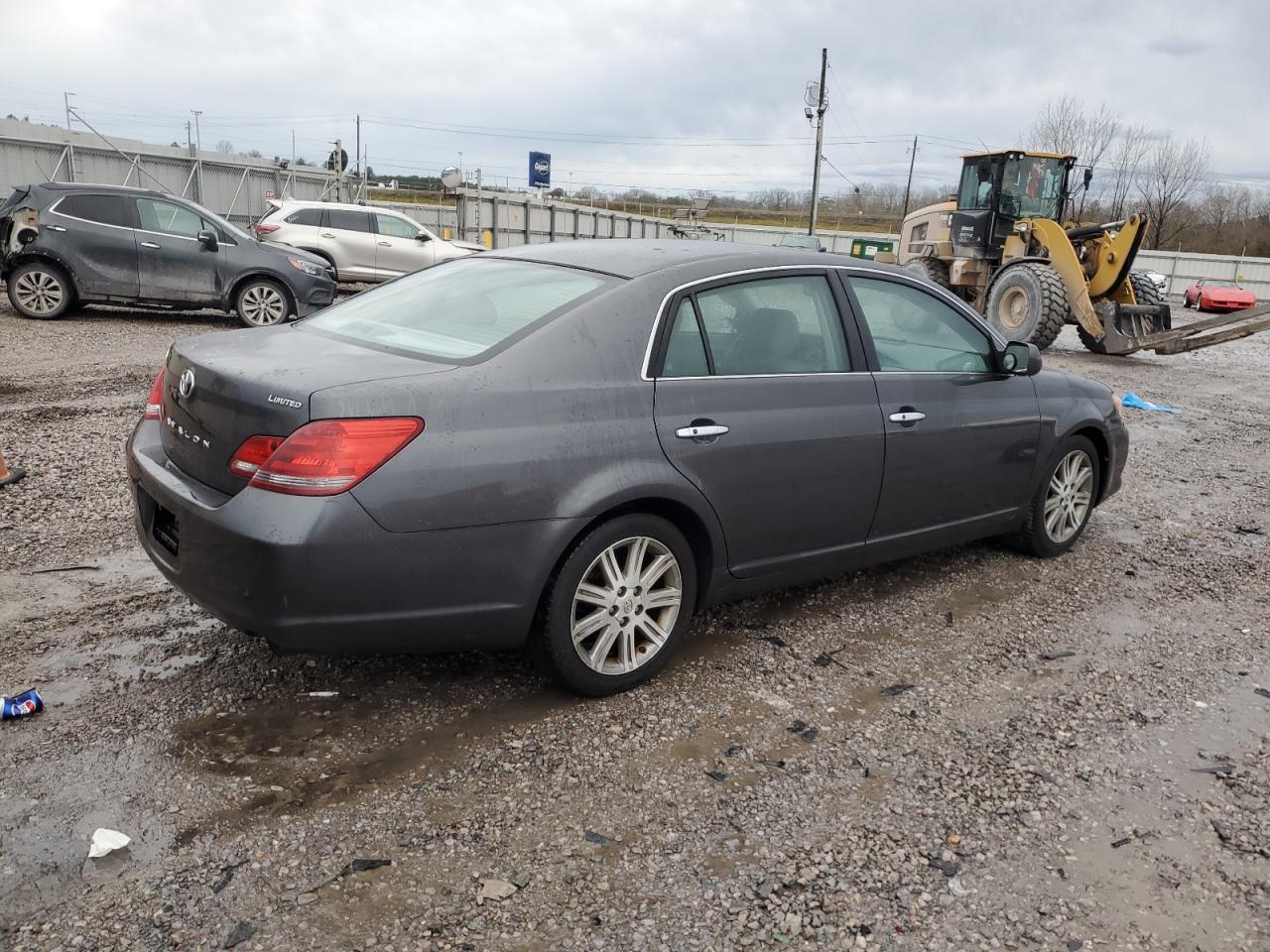 Photo 2 VIN: 4T1BK36B78U314192 - TOYOTA AVALON 