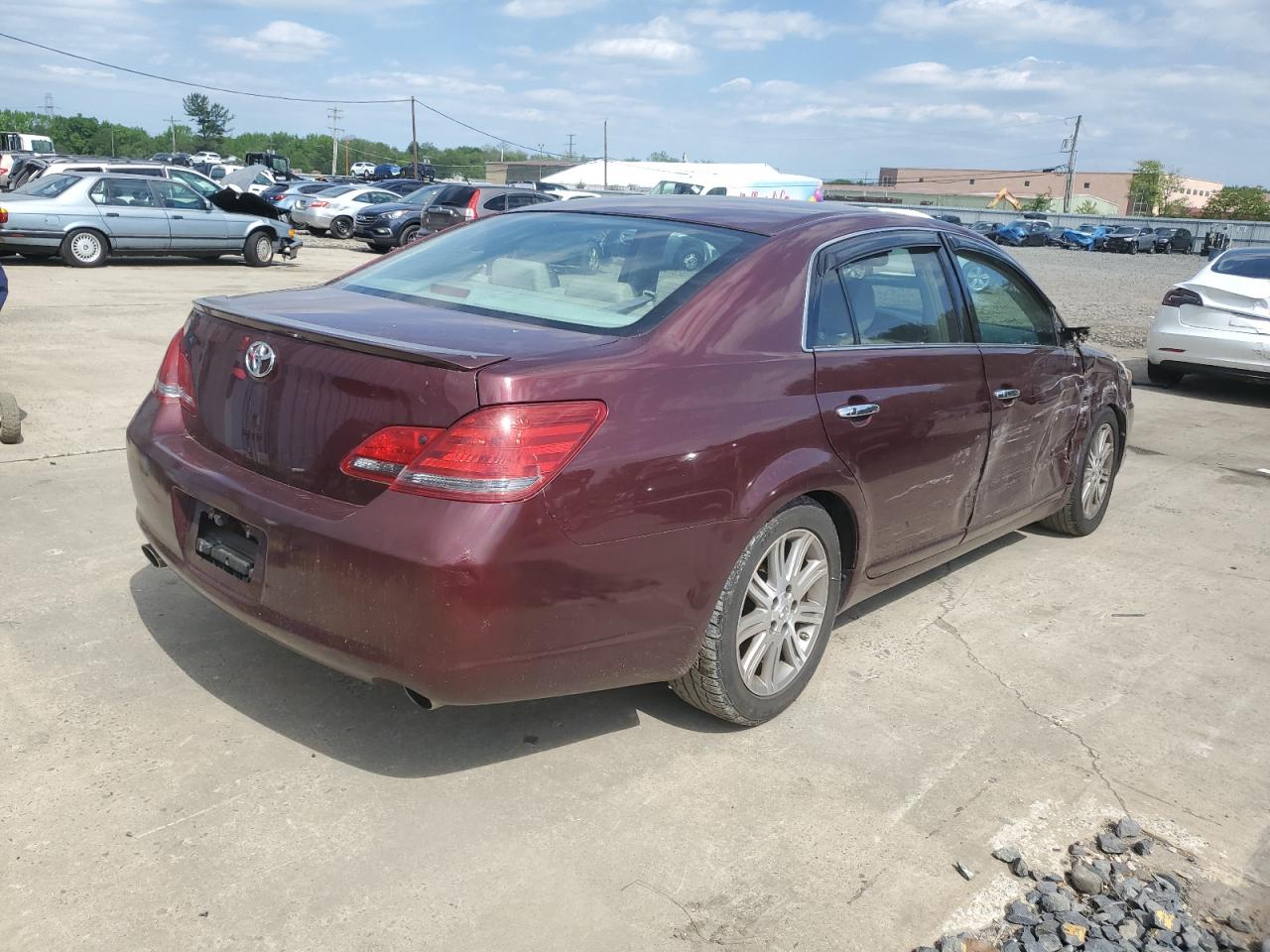 Photo 2 VIN: 4T1BK36B78U317545 - TOYOTA AVALON 