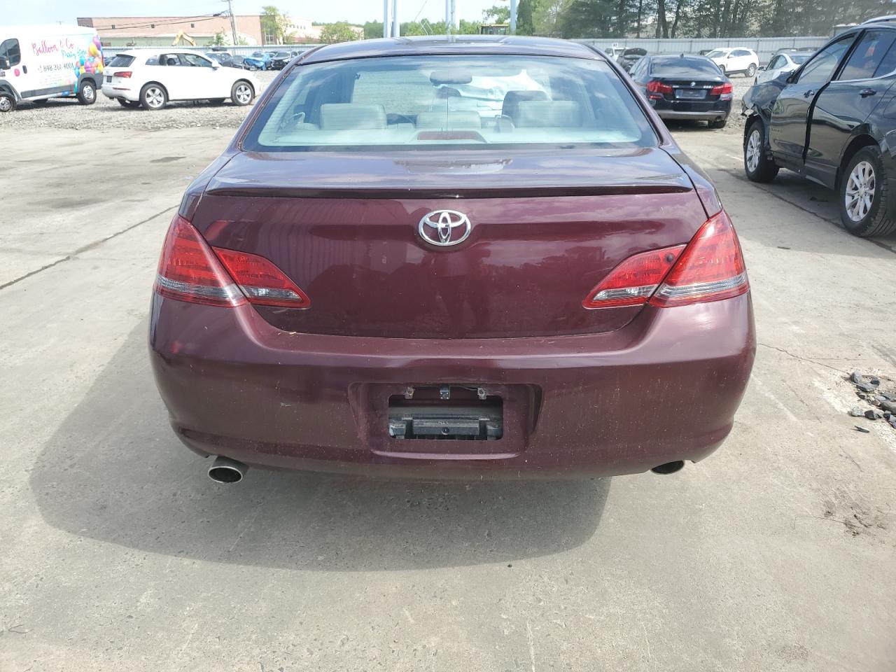 Photo 5 VIN: 4T1BK36B78U317545 - TOYOTA AVALON 