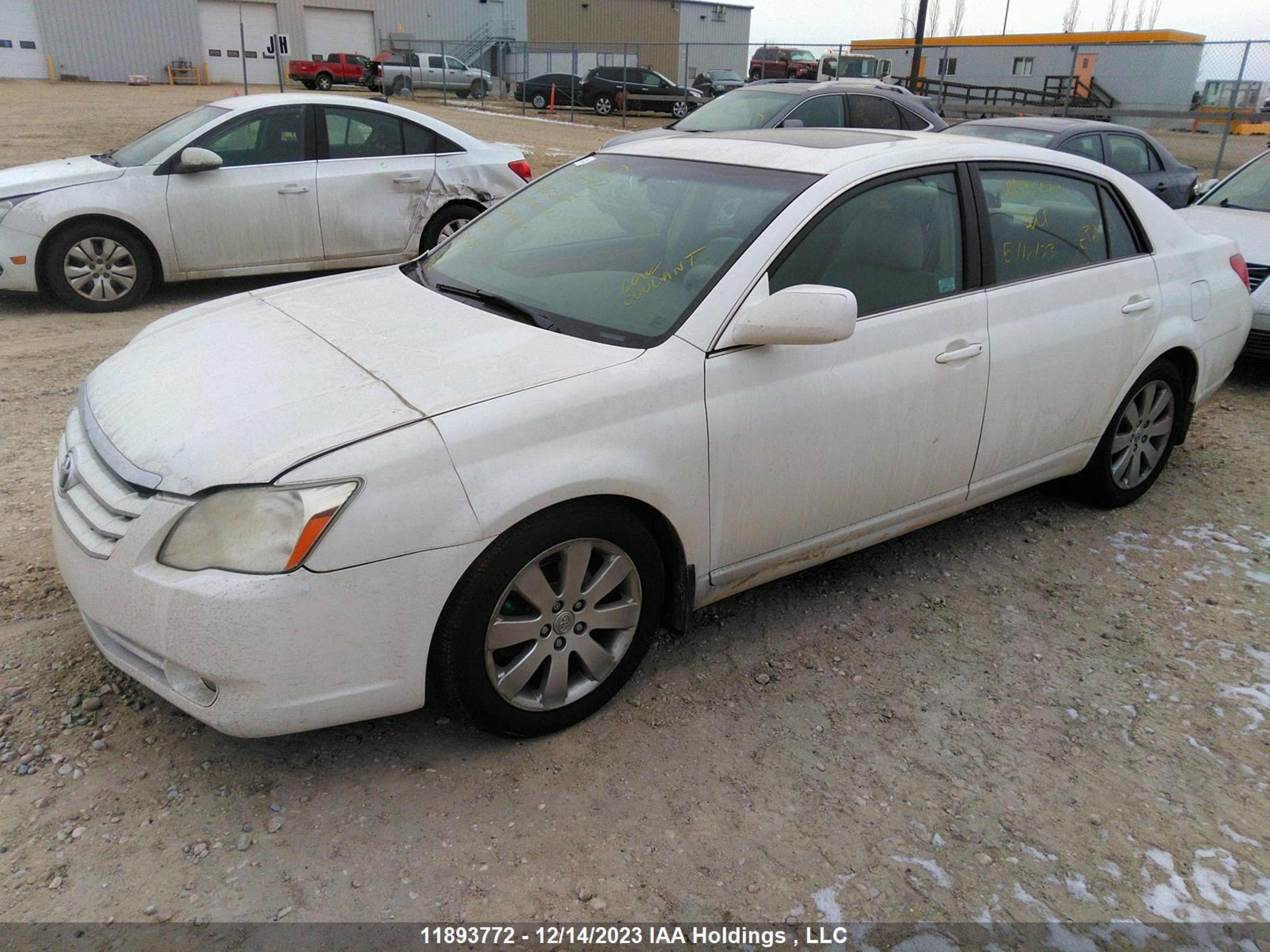 Photo 1 VIN: 4T1BK36B85U003107 - TOYOTA AVALON 