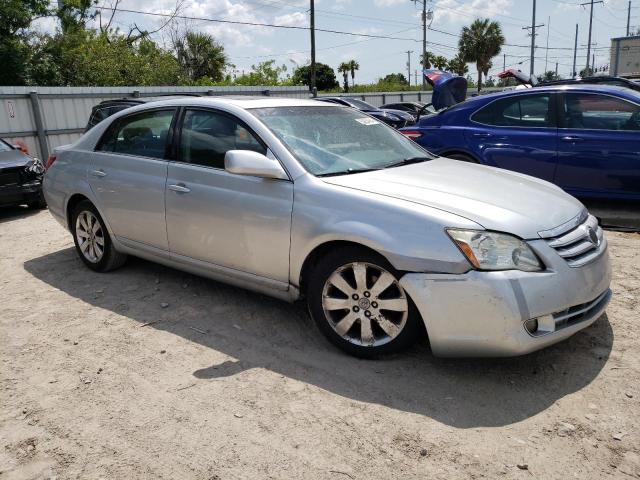 Photo 3 VIN: 4T1BK36B85U027147 - TOYOTA AVALON XL 