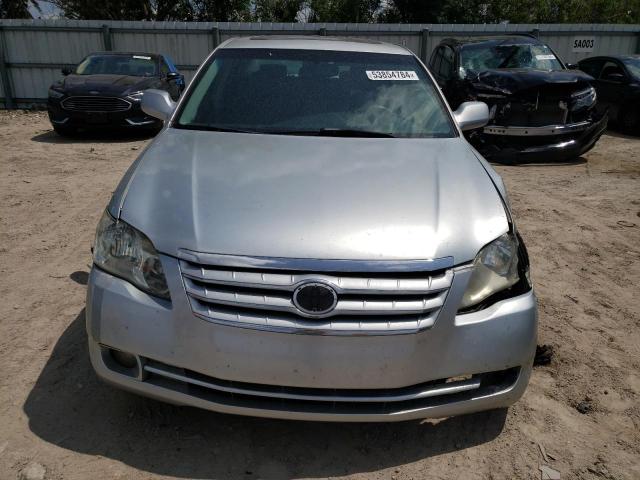 Photo 4 VIN: 4T1BK36B85U027147 - TOYOTA AVALON XL 