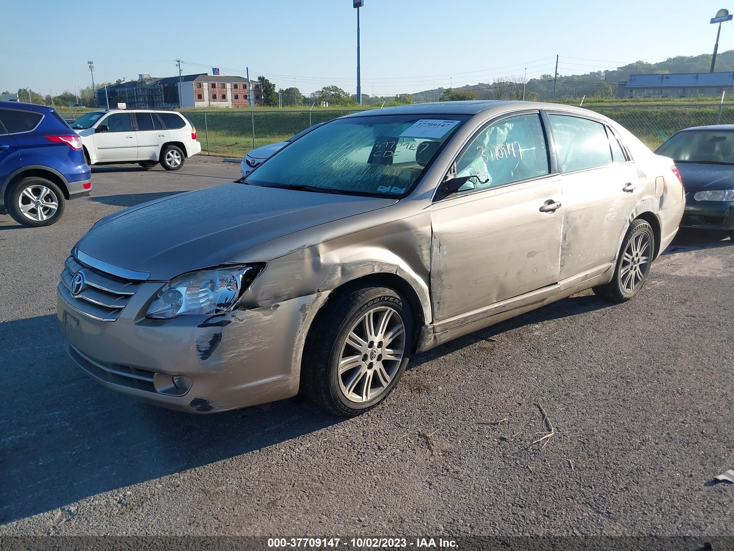 Photo 1 VIN: 4T1BK36B86U068587 - TOYOTA AVALON 