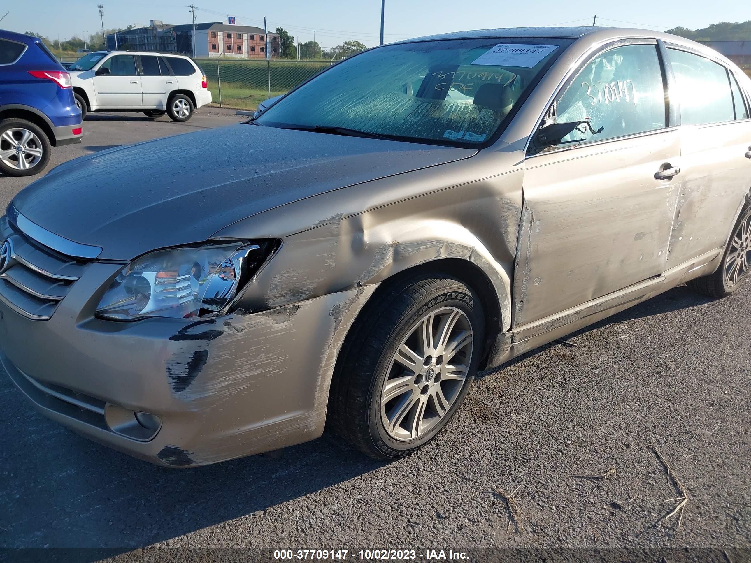 Photo 5 VIN: 4T1BK36B86U068587 - TOYOTA AVALON 