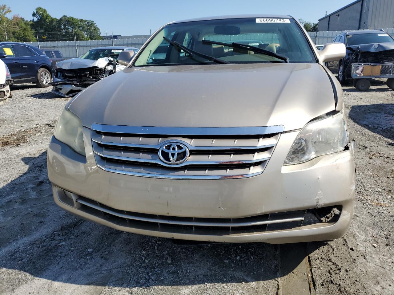 Photo 4 VIN: 4T1BK36B86U081839 - TOYOTA AVALON 