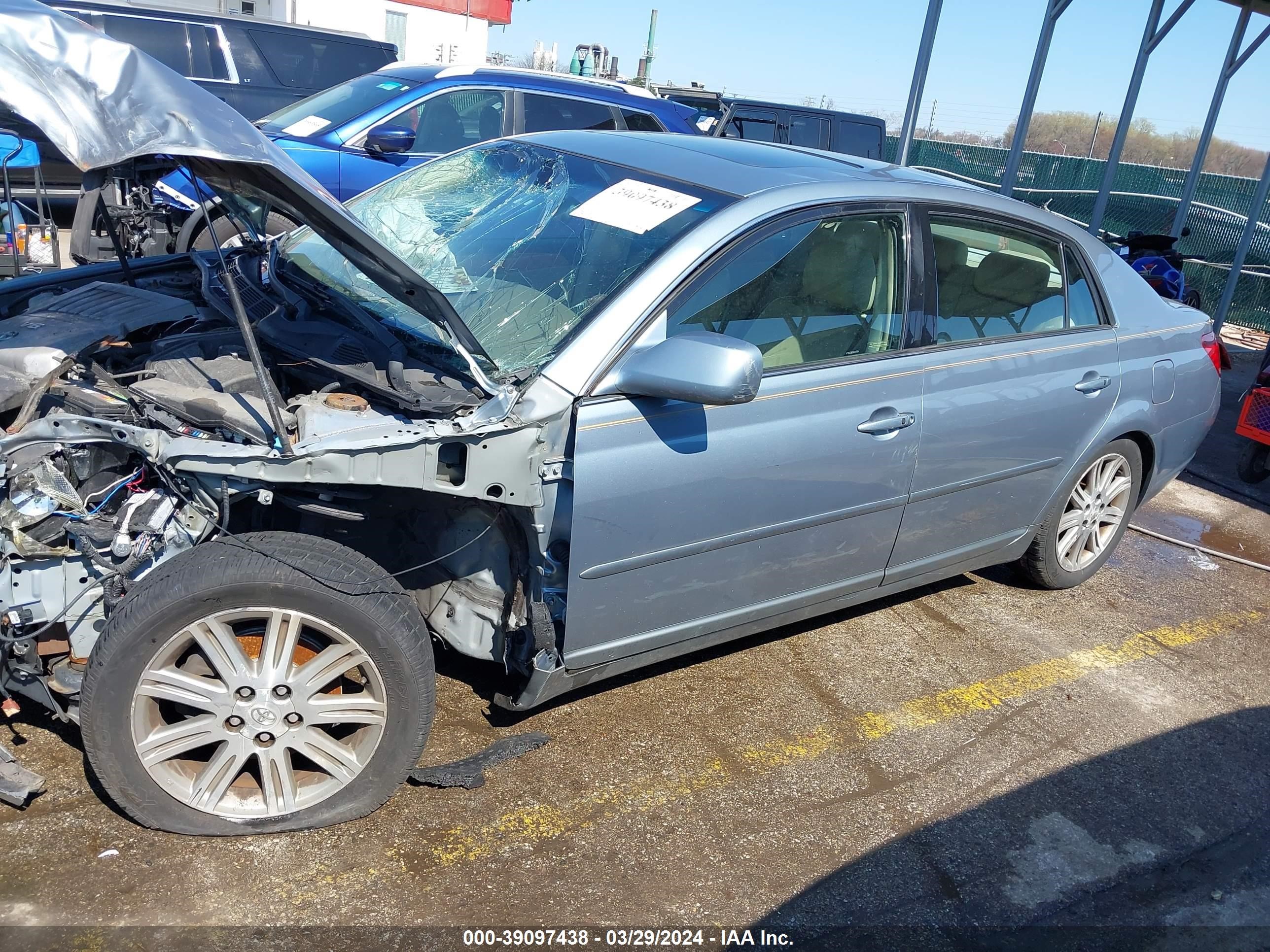 Photo 14 VIN: 4T1BK36B86U111504 - TOYOTA AVALON 