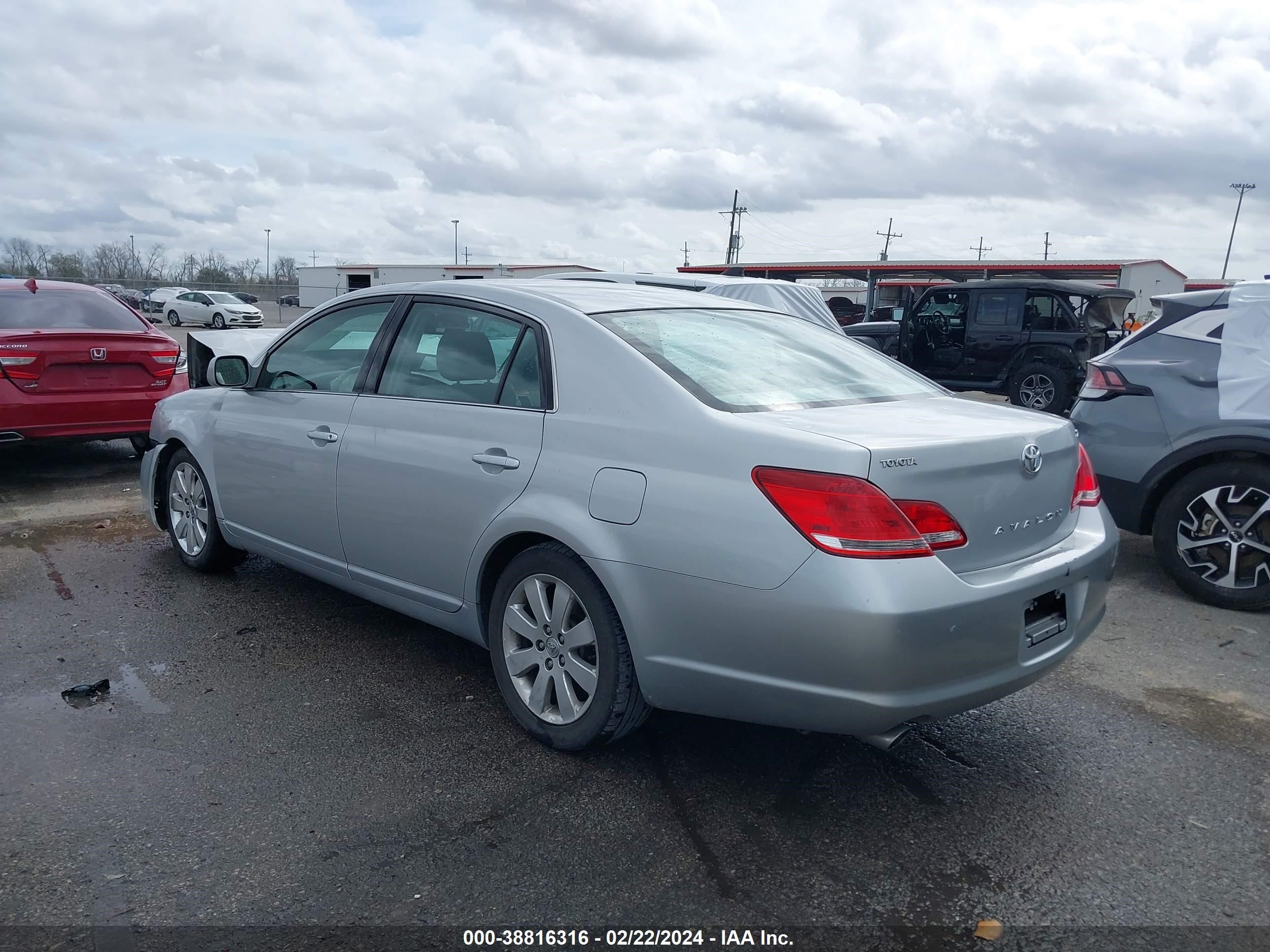 Photo 2 VIN: 4T1BK36B86U112071 - TOYOTA AVALON 