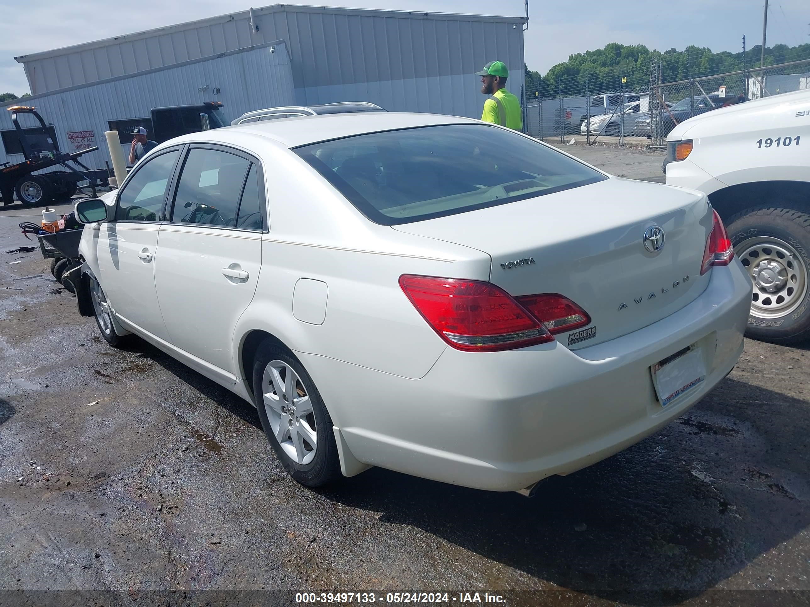 Photo 2 VIN: 4T1BK36B86U123930 - TOYOTA AVALON 