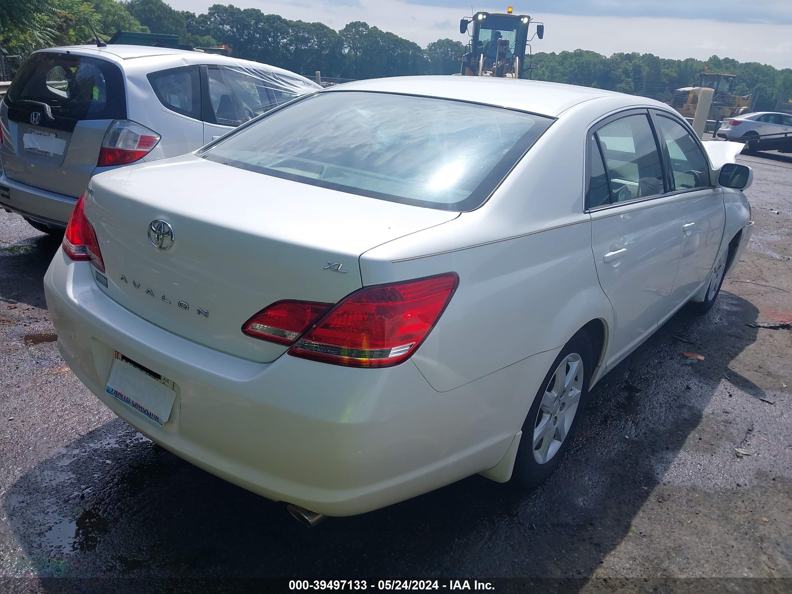 Photo 3 VIN: 4T1BK36B86U123930 - TOYOTA AVALON 