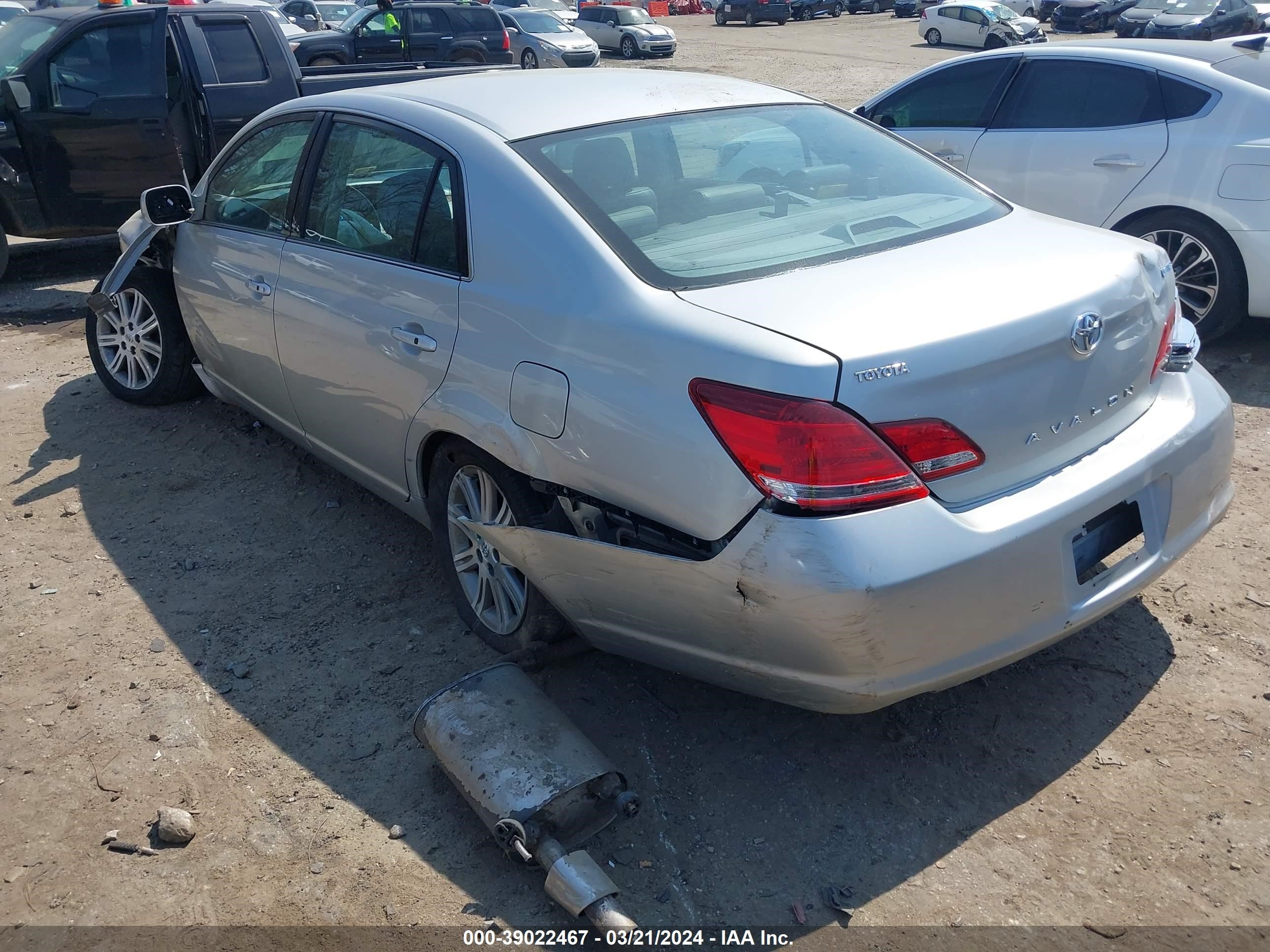 Photo 2 VIN: 4T1BK36B86U131641 - TOYOTA AVALON 