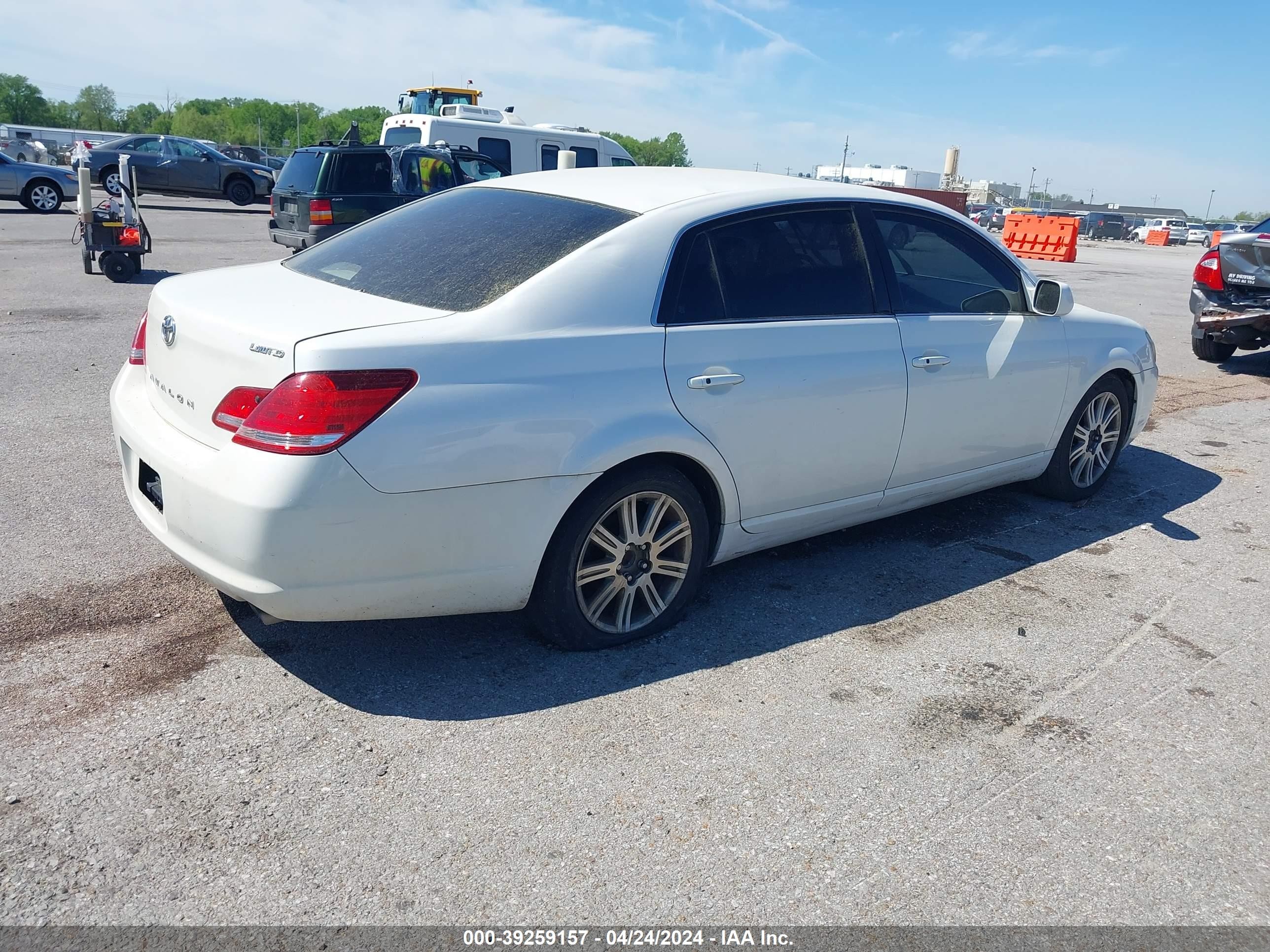 Photo 3 VIN: 4T1BK36B86U149606 - TOYOTA AVALON 