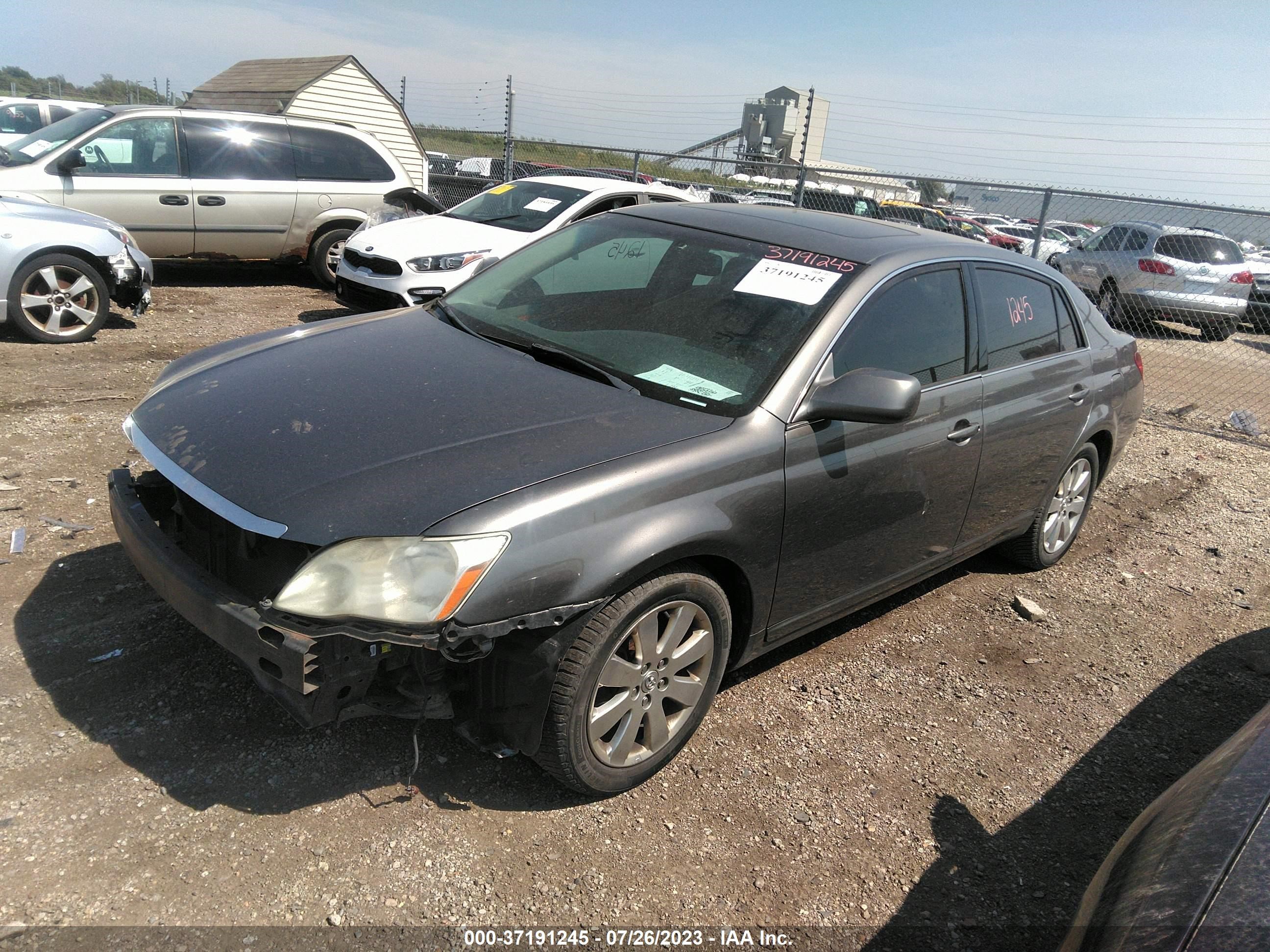 Photo 1 VIN: 4T1BK36B87U230834 - TOYOTA AVALON 