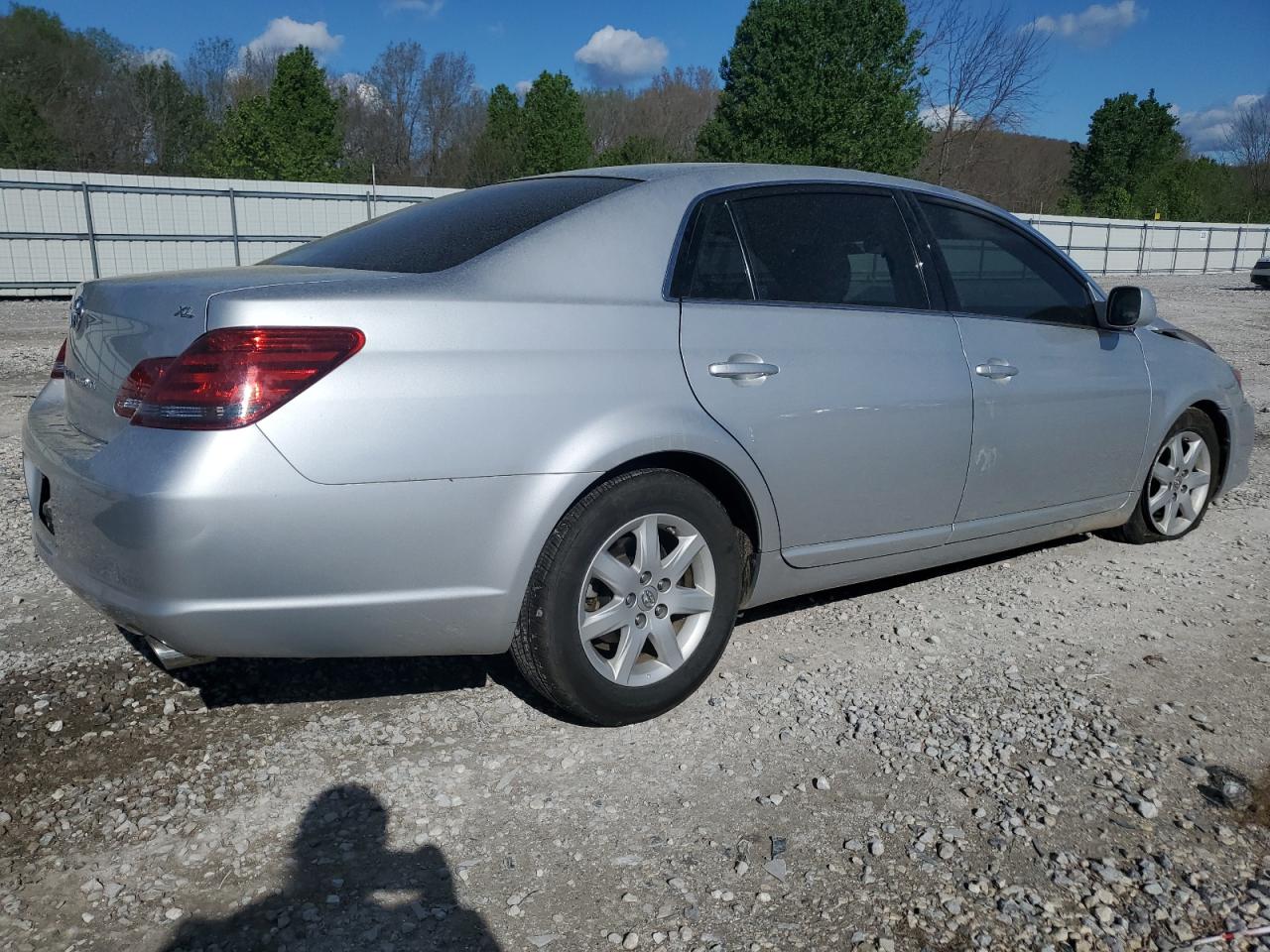 Photo 2 VIN: 4T1BK36B88U285964 - TOYOTA AVALON 