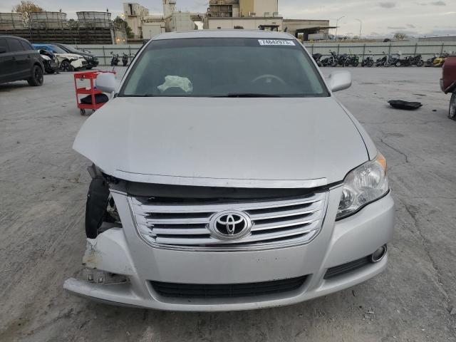 Photo 4 VIN: 4T1BK36B88U304593 - TOYOTA AVALON 